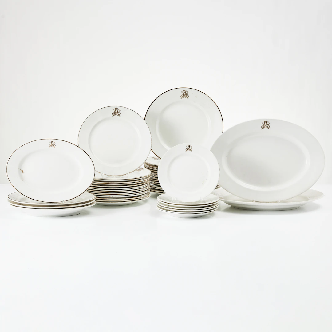 GUSTAFSBERG, servisdelar, 44 st, porslin, 1910-tal.