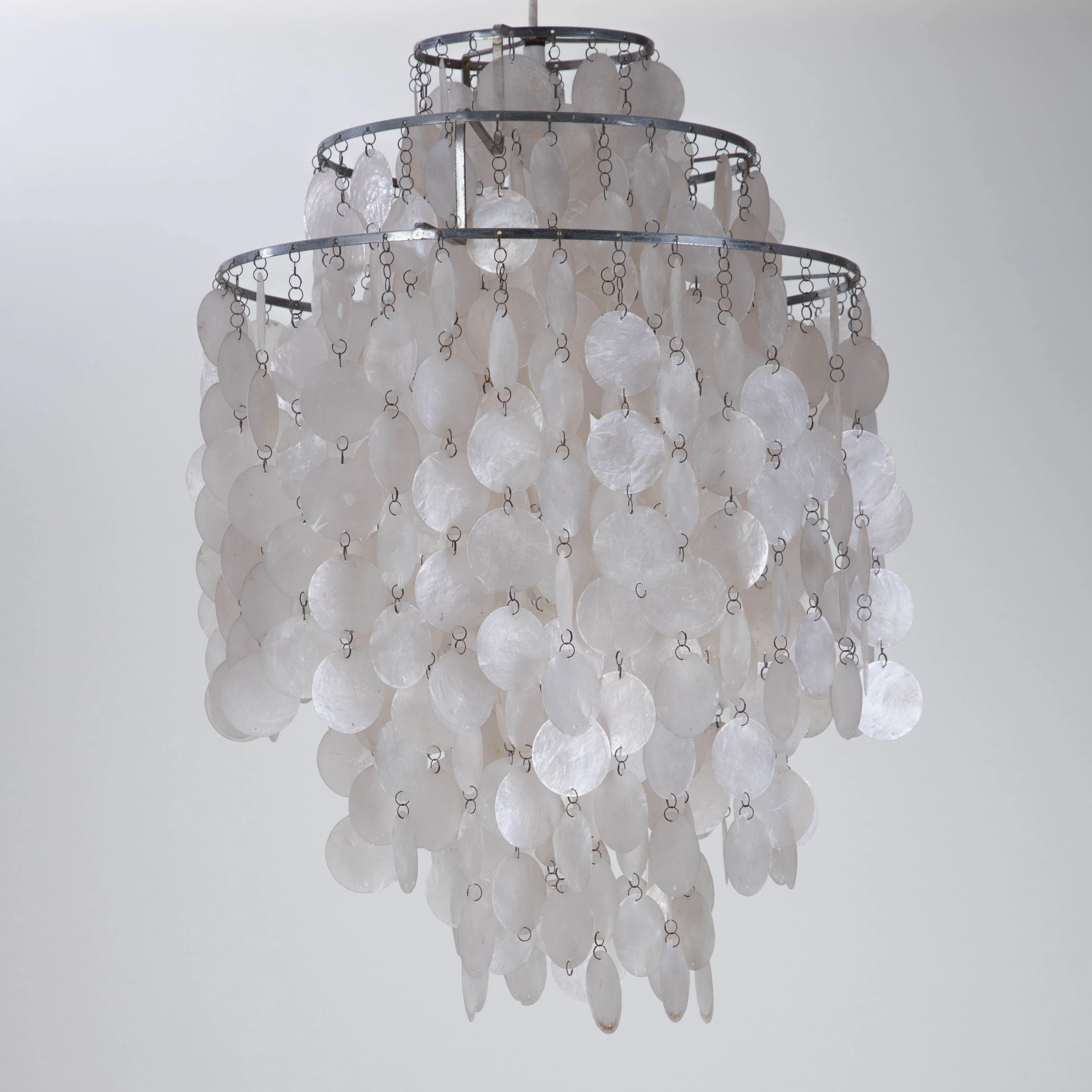 VERNER PANTON. Pendelleuchte/Deckenlampe, Muschel, Modell 'Fun', 1960er Jahre.