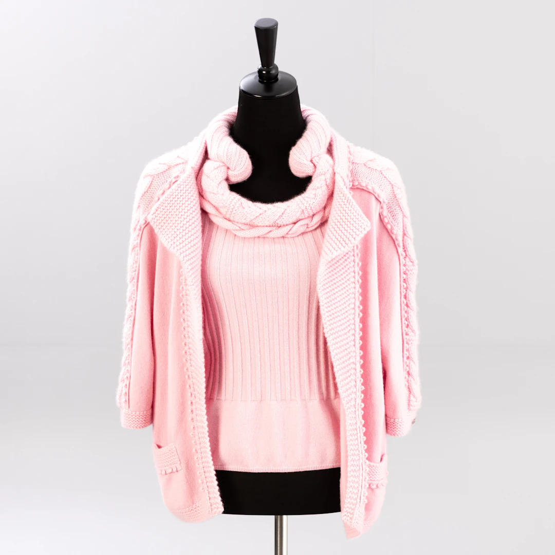 CHANEL. Twinset, Frühjahr 2009, FR 40.