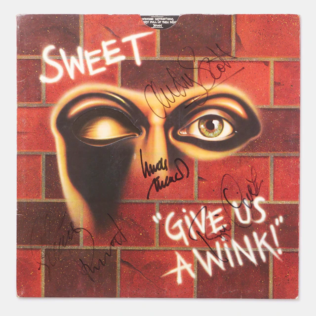 SWEET, signerad skiva, Lpn "Give us a wink", signerad av hela bandet