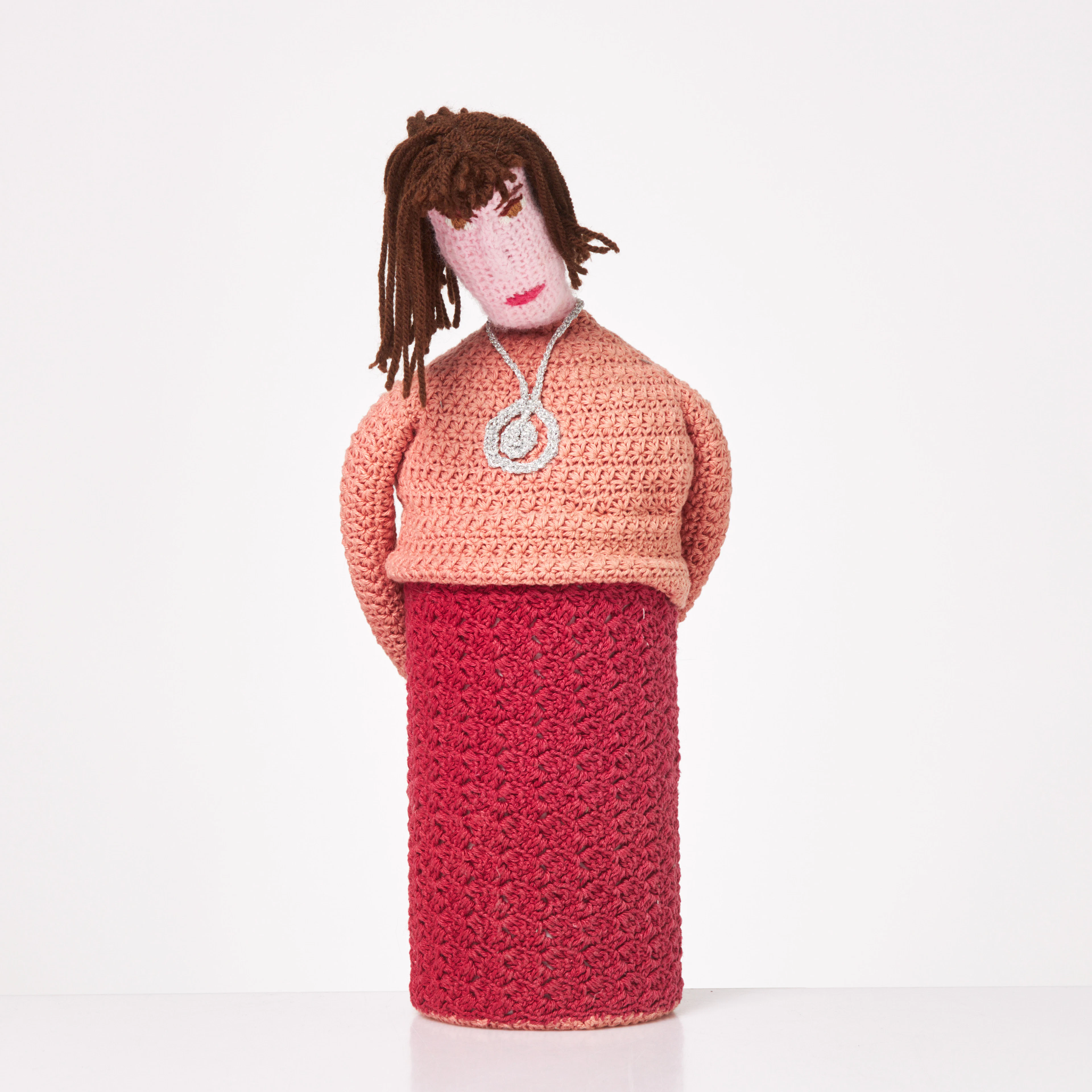 THELMA AULIO-PAANANEN. SKULPTUR, virkad figur, signerad och daterad