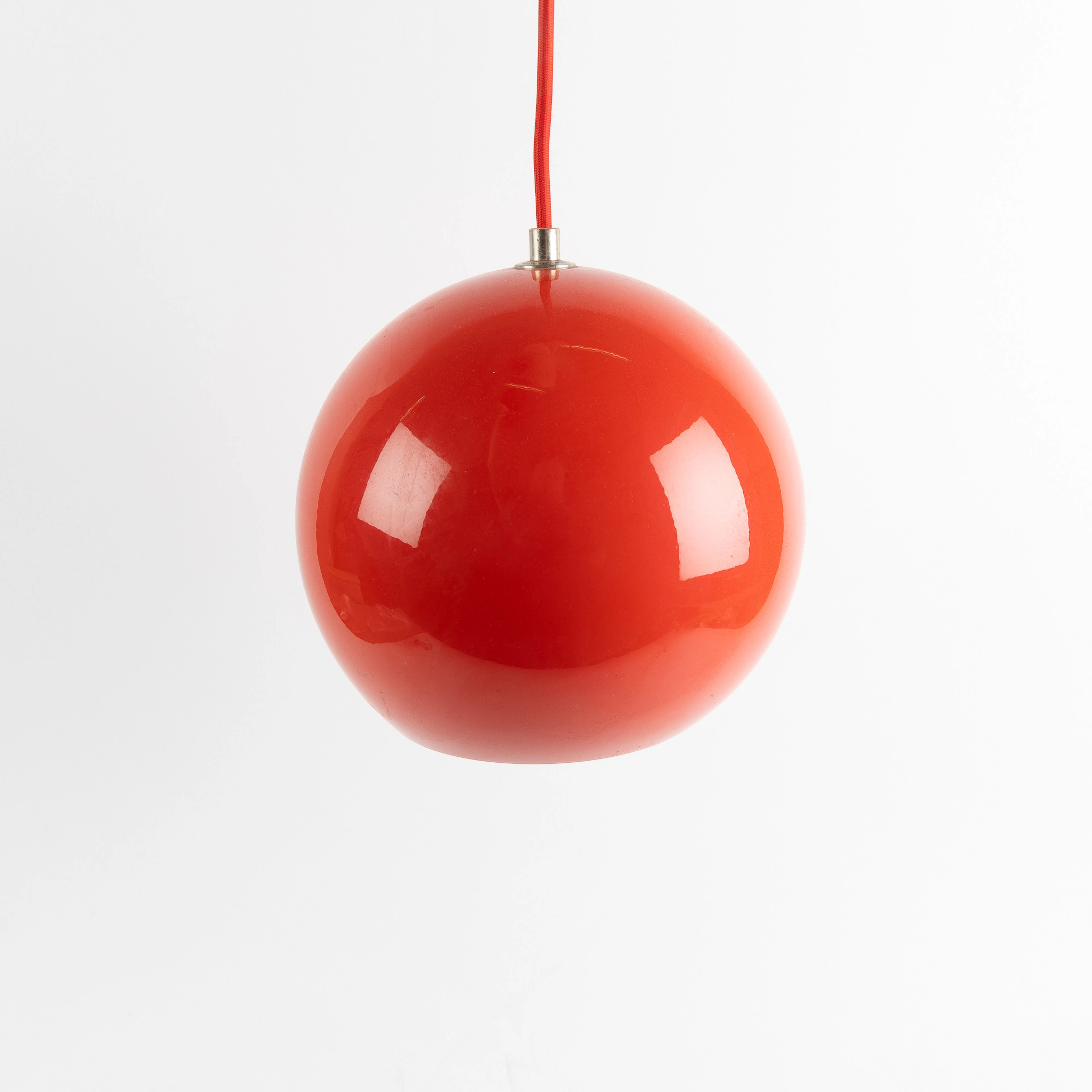 VERNER PANTON. "Topan VP6", taklampa, för &Tradition, lackerat stål