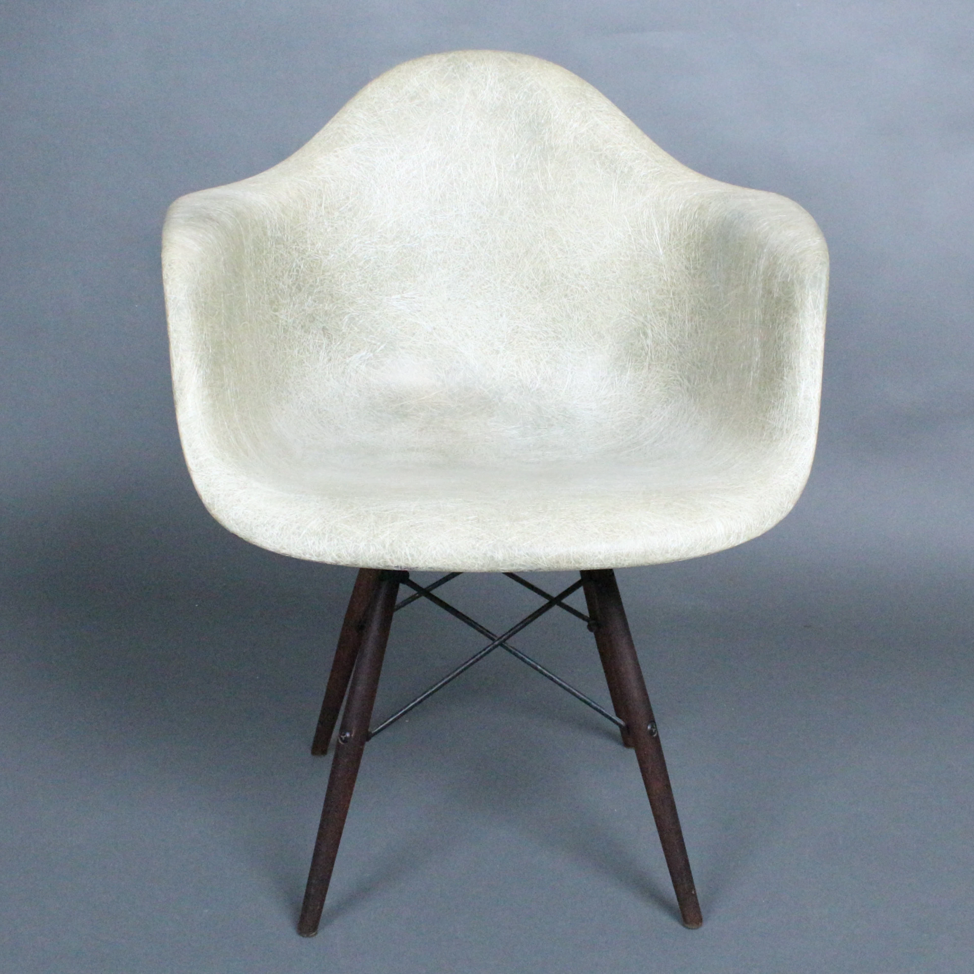 CHARLES & RAY EAMES. Zenith Plastics, Drehstuhl , Modell PAW 'Rope