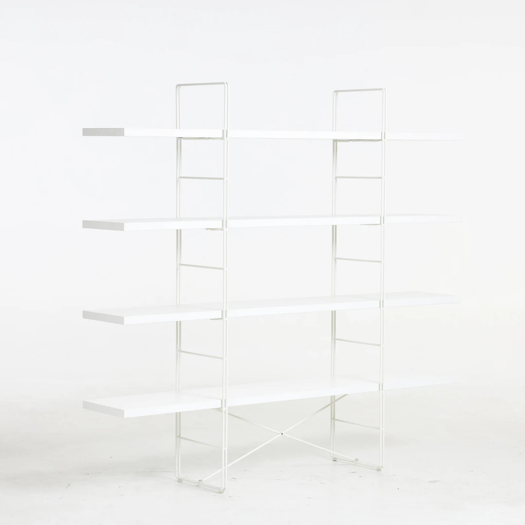 IELS GAMMELGAARD. HYLLA, "Enetri", vitlackerad, i samarbete med IKEA.