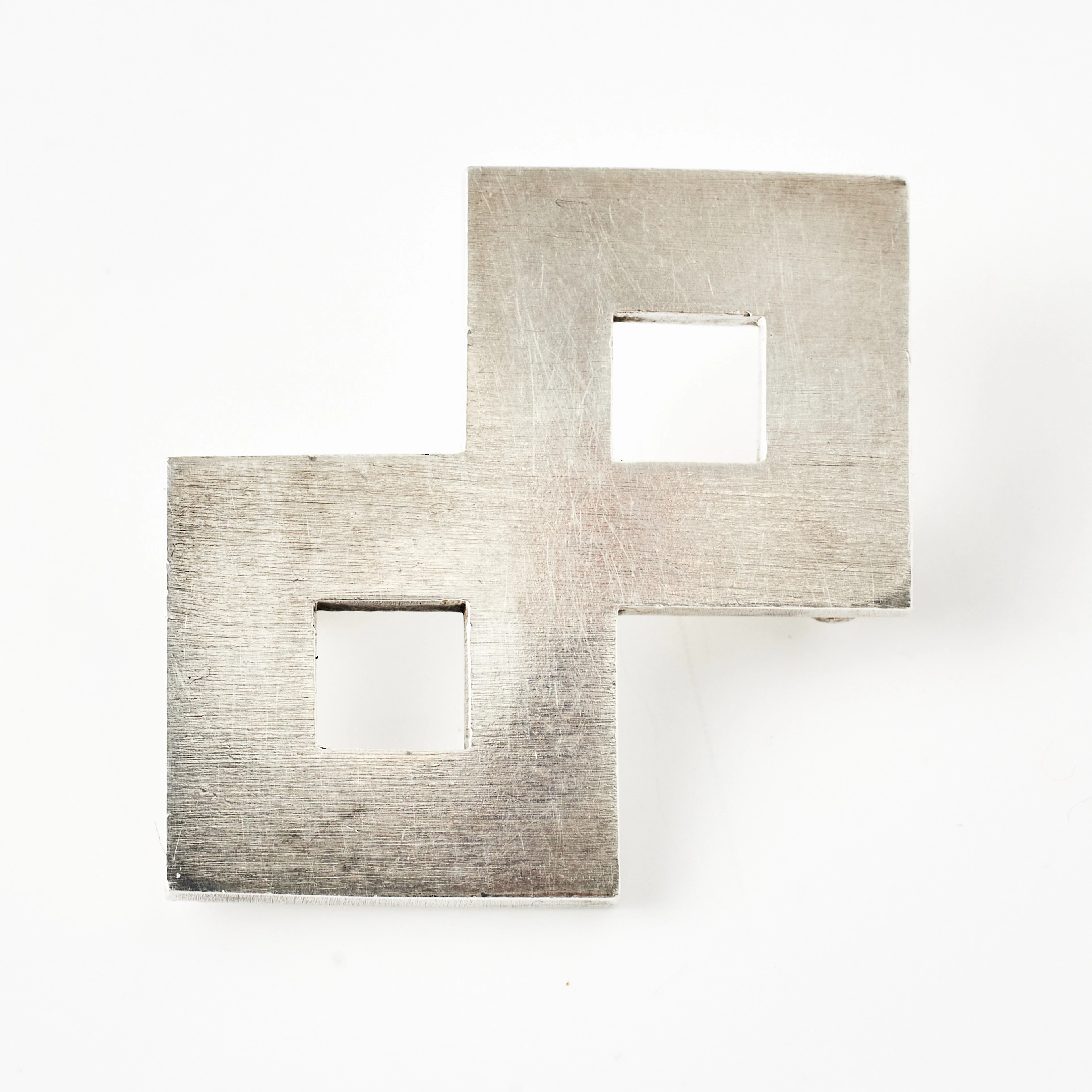 BROSCH, silver, genombrutet mönster, Gunnar Fahlström, Stockholm 1969.