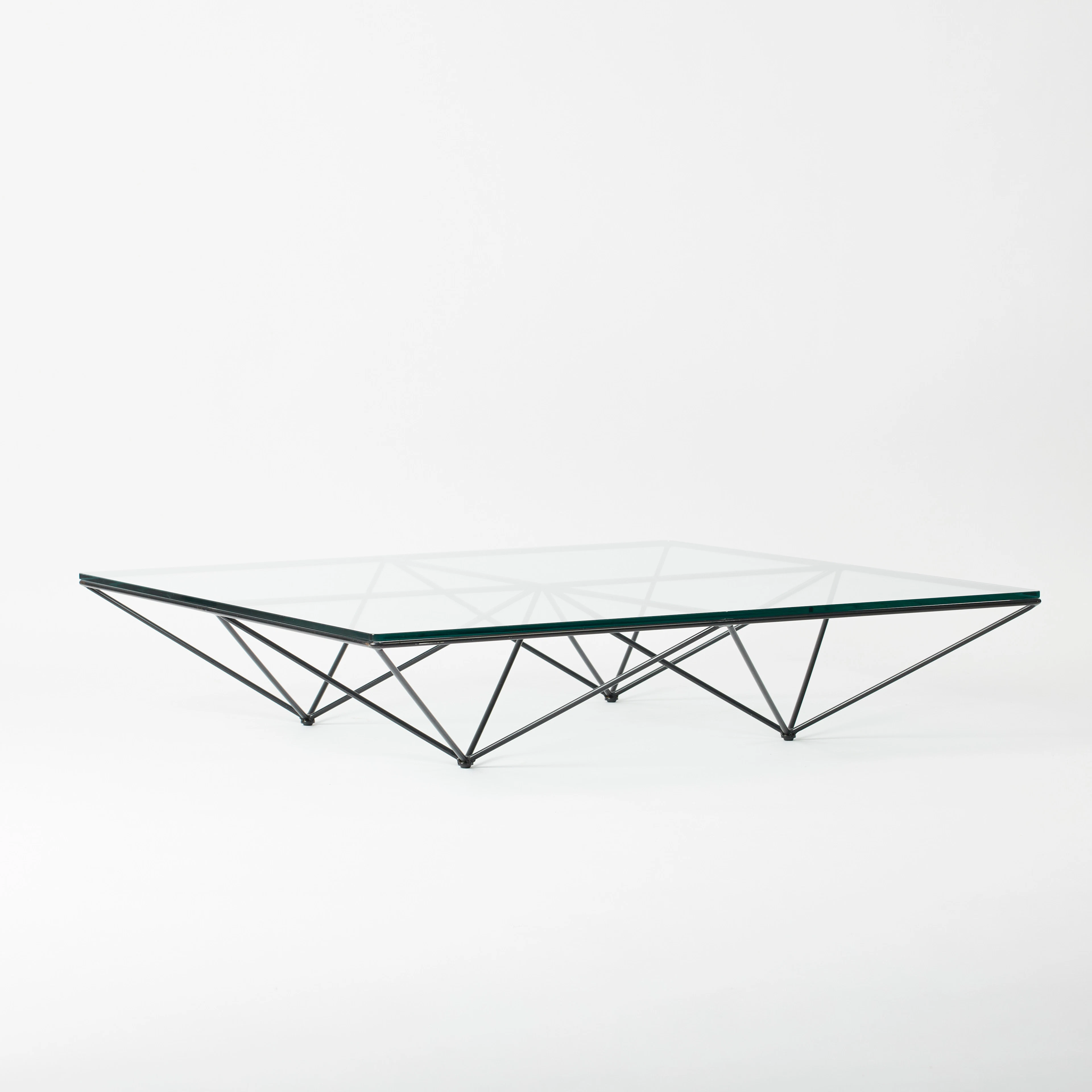 PAOLO PIVA. B&B Italia. Couchtisch / Coffe Table, Modell 'Alanda'
