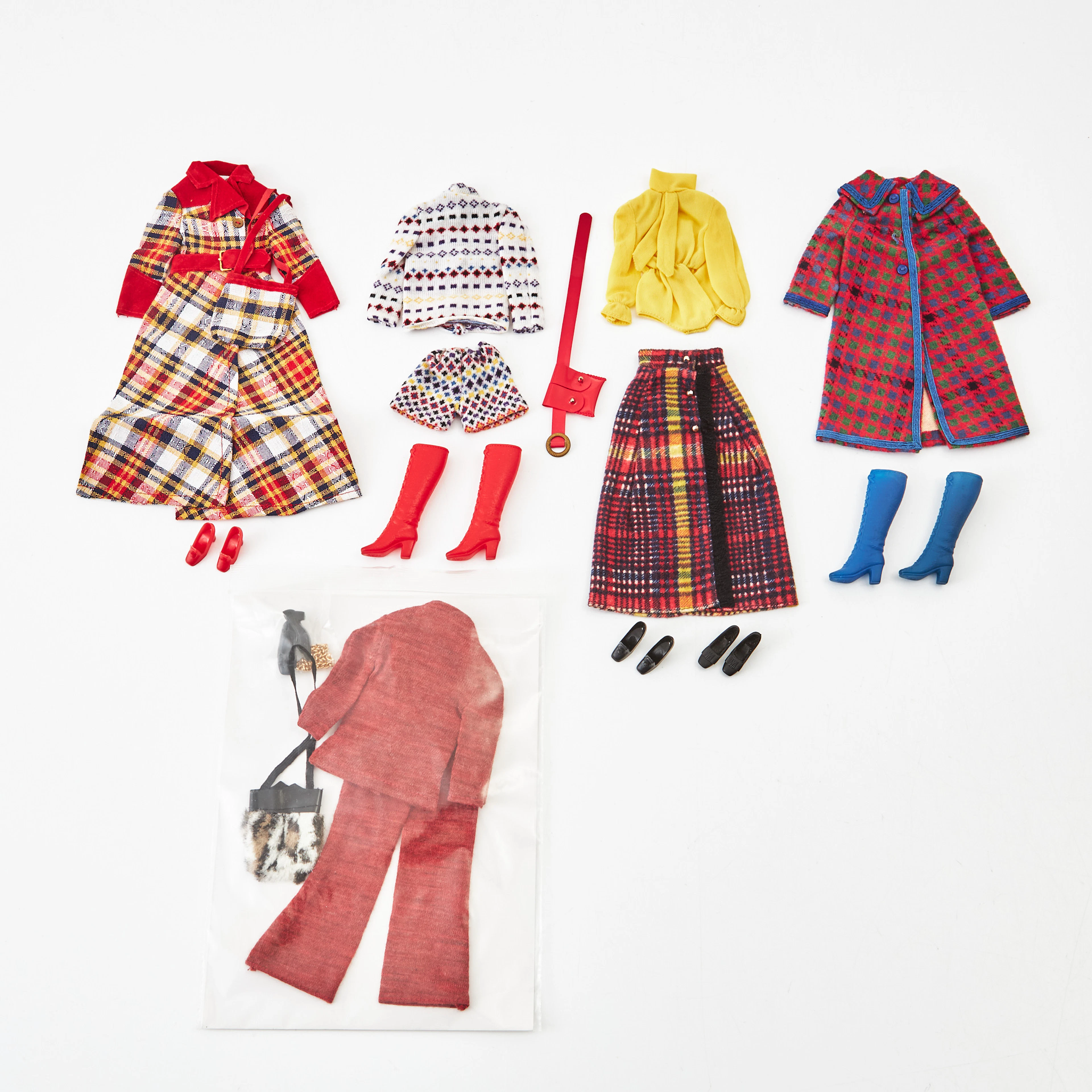 BARBIE, Outfits, (5), #3338 Mainly For Rain, #3341 Long´N Fringy