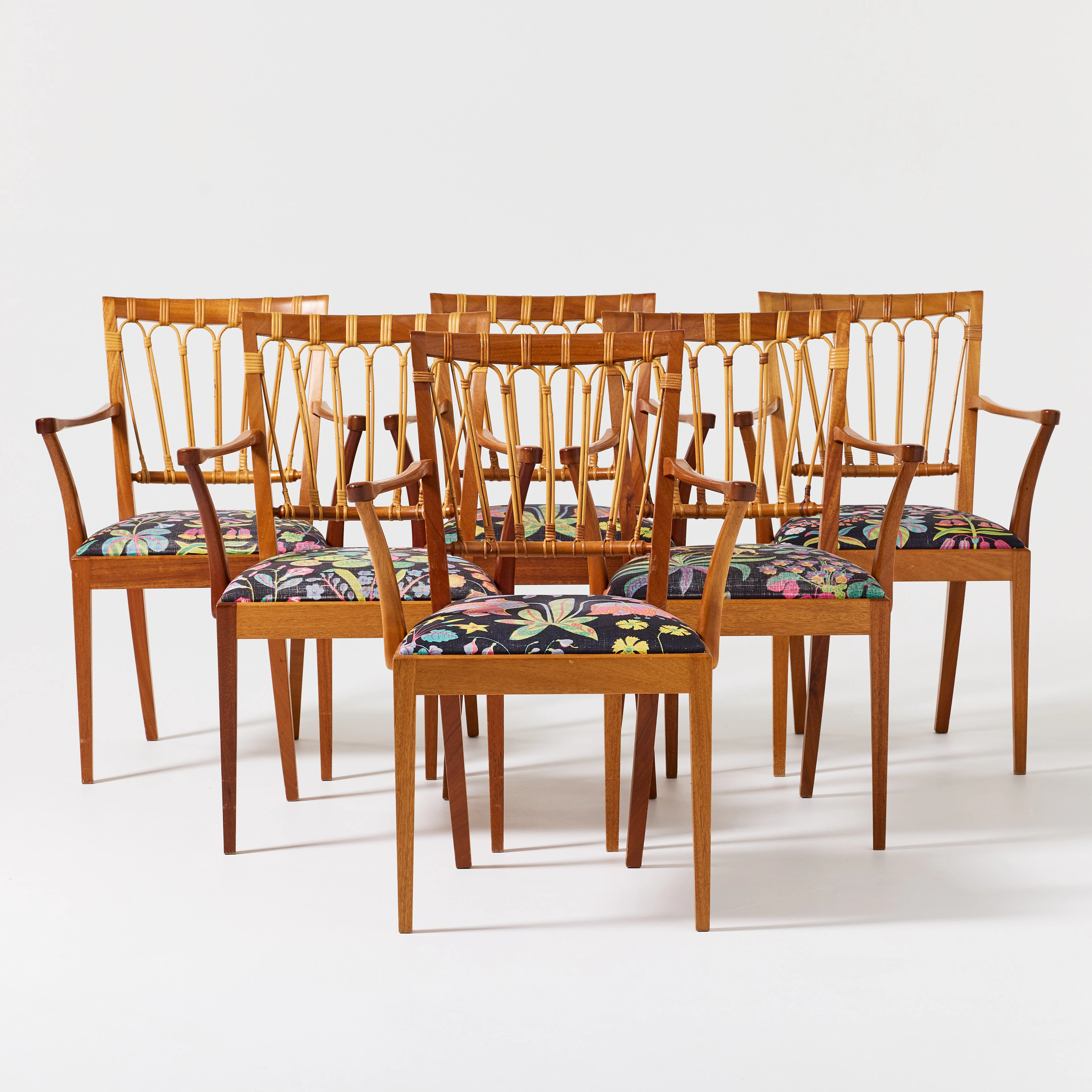 JOSEF FRANK. Karmstolar, sex stycken, Firma Svenskt Tenn modellnummer