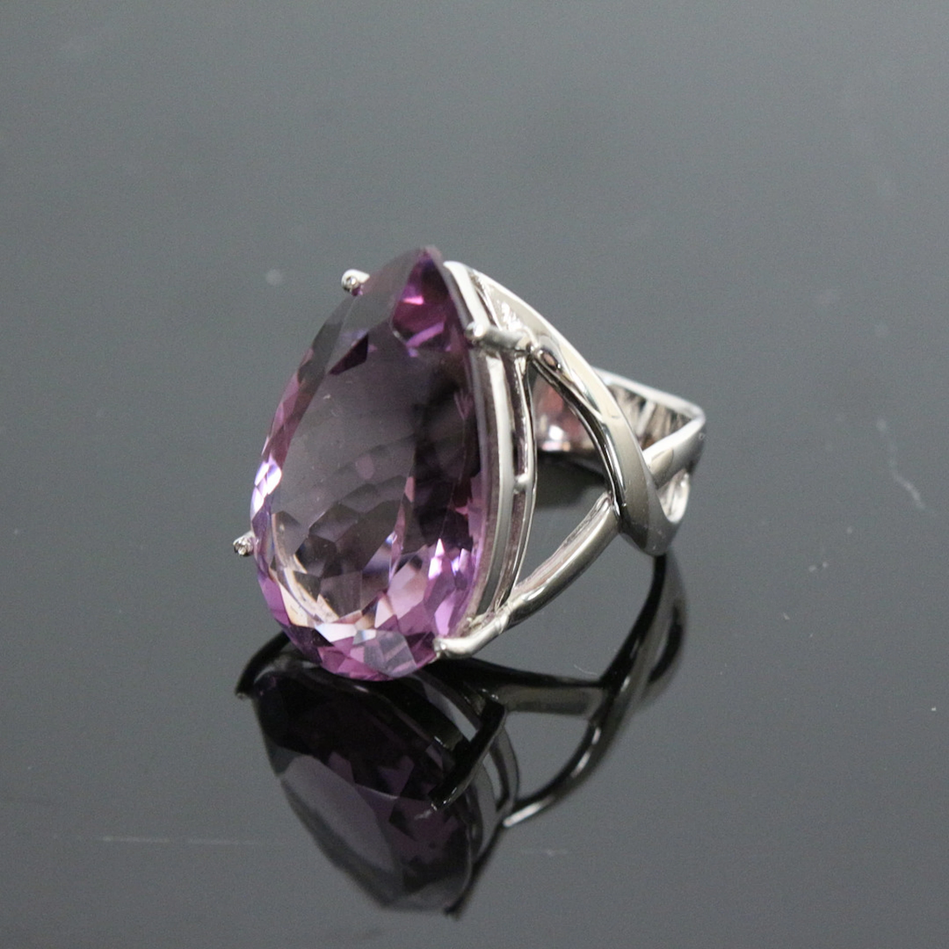 Amethystring.
