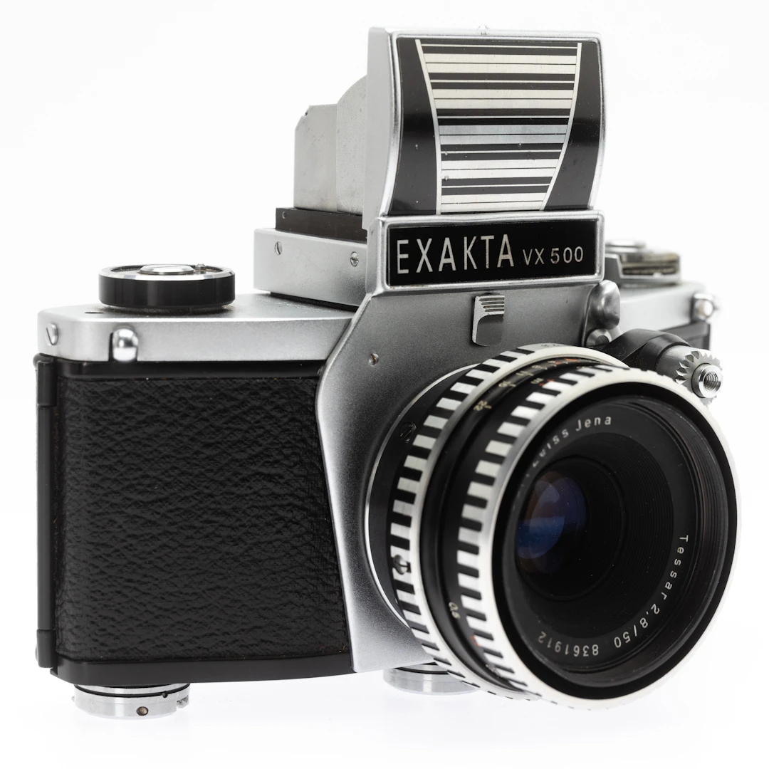 Exakta VX 500, 35mm-Spiegelreflexkamera (SN 1548634) mit Carl Zeiss