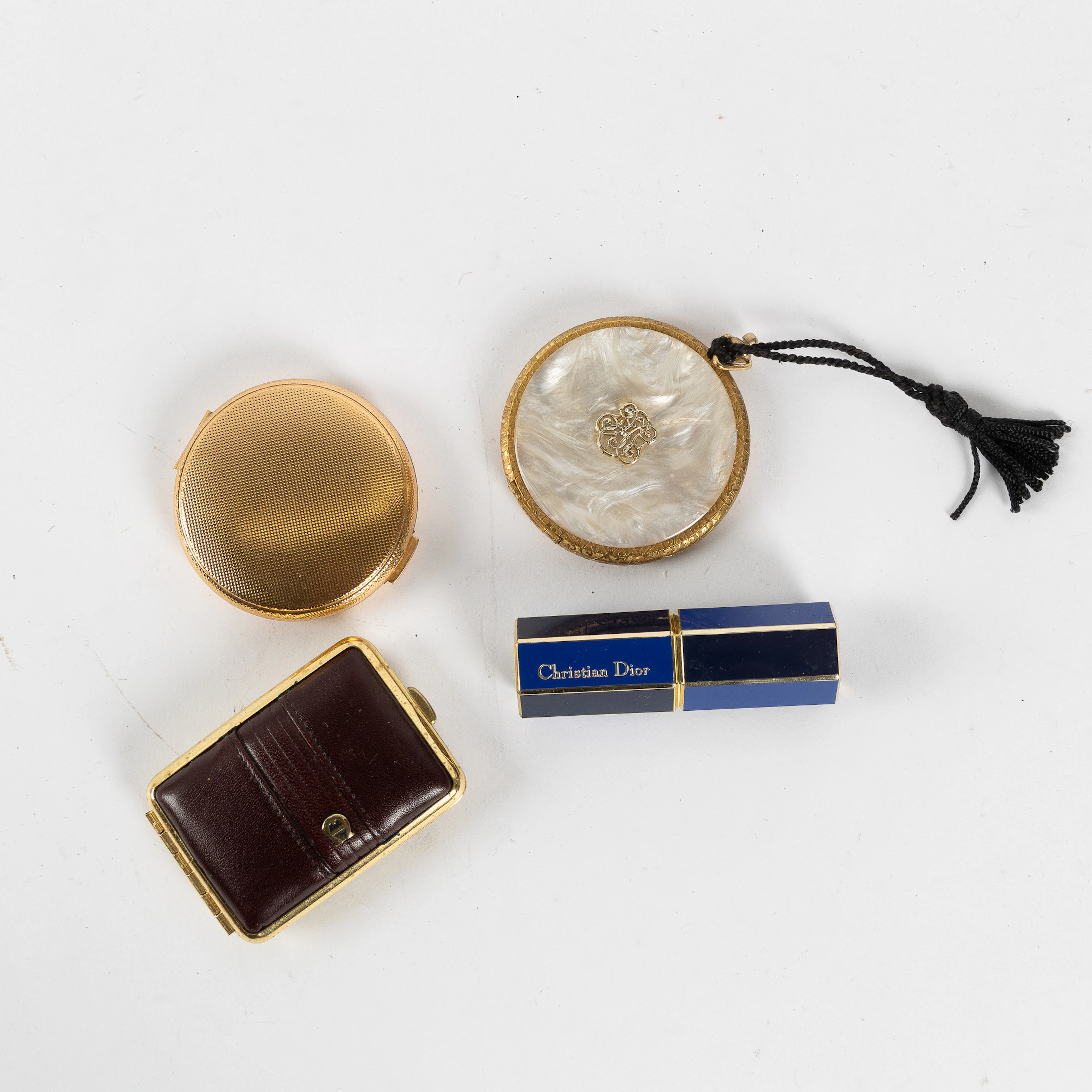 ETIENNE AIGNER, ESTÉE LAUDER, CHRISTIAN DIOR samt ELIZABETH ARDEN