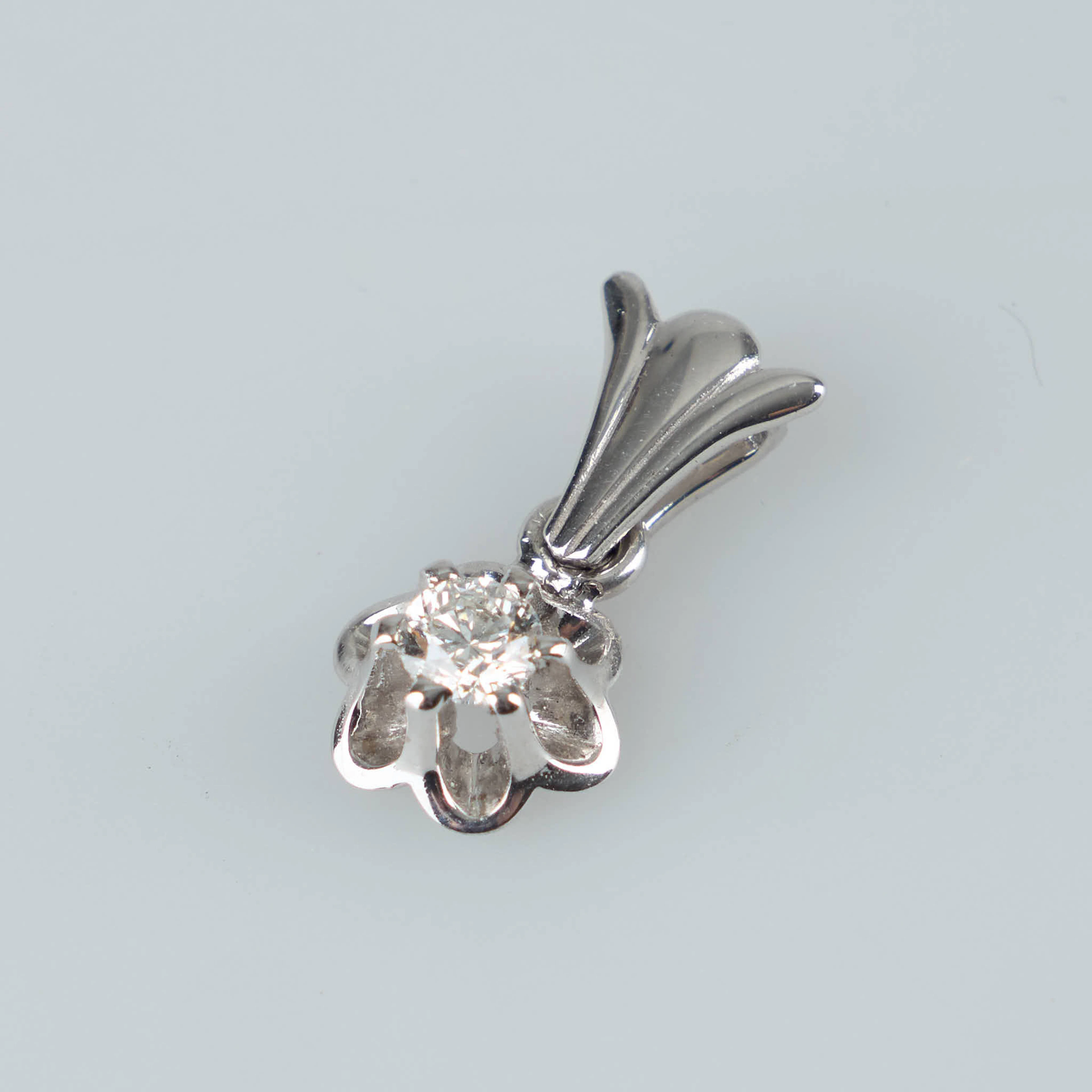 DIAMANTHÄNGE, 14K vitguld.