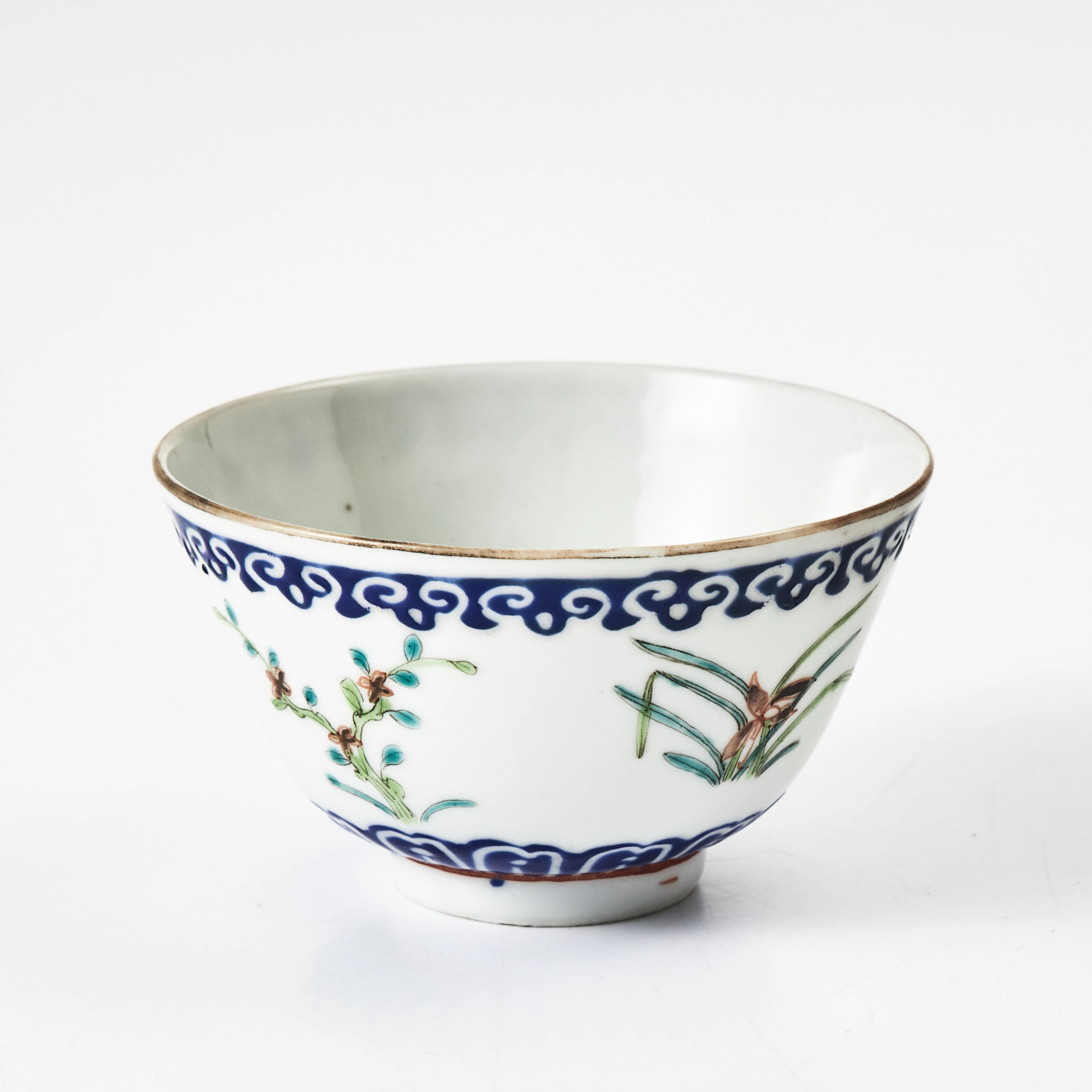 KOPP, porslin, Kina, sen Qing (1644-1912), dekor av blomster och växter