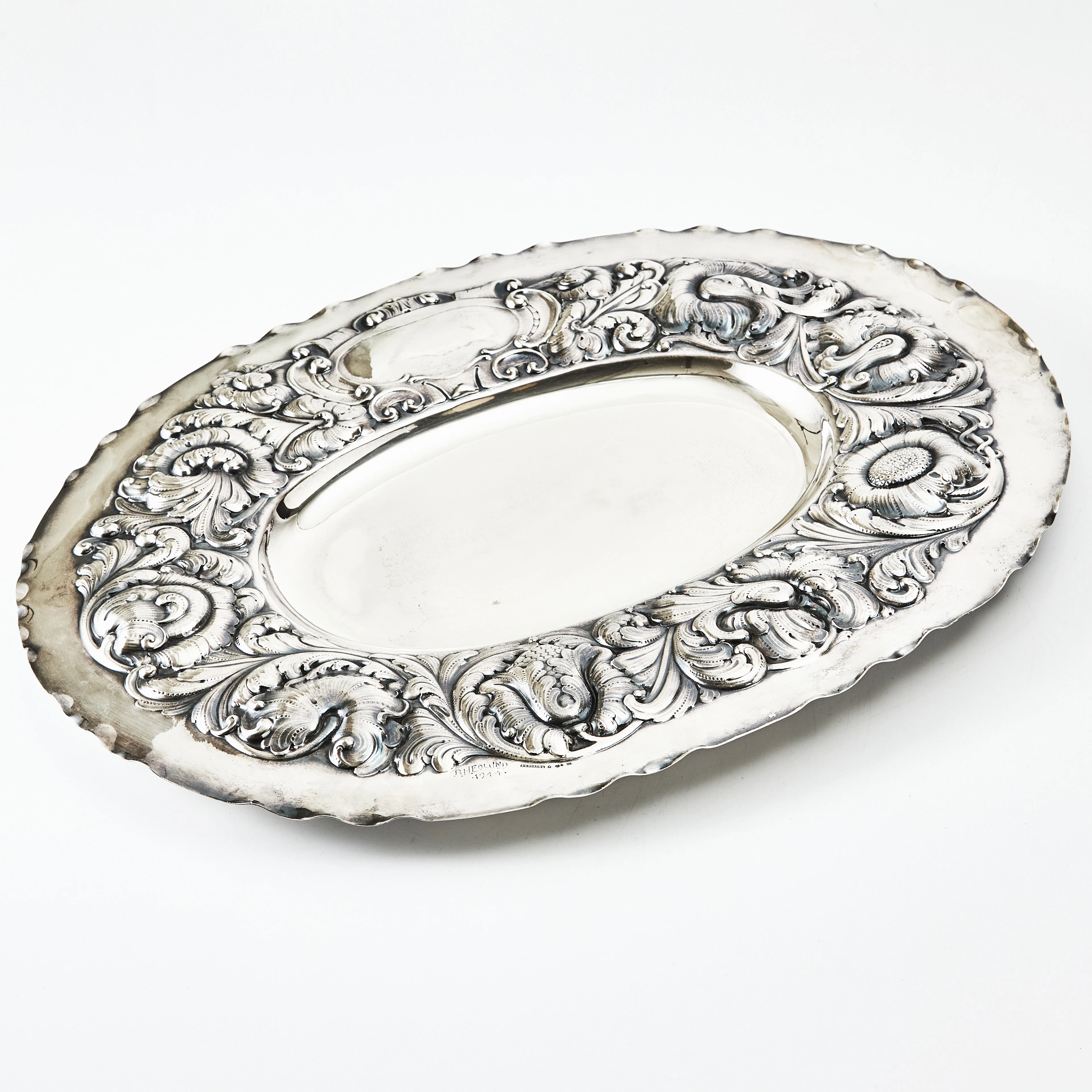 PRESENTERFAT, silver, B.H. Edlund, Stockholm 1944, barockstil, oval