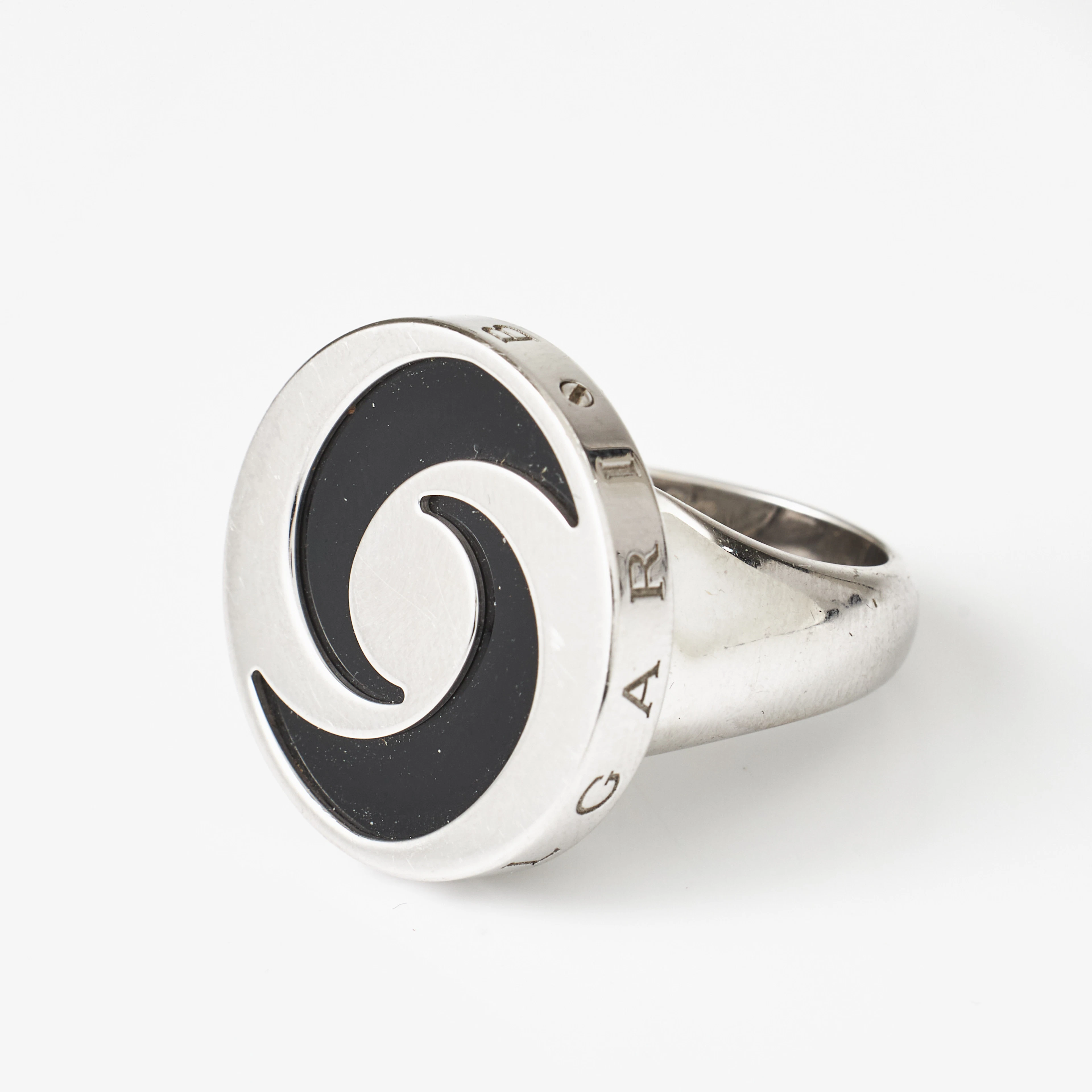 BVLGARI, "Onyx Spinning Optical Swirl Ring", 18 k vitguld och stål