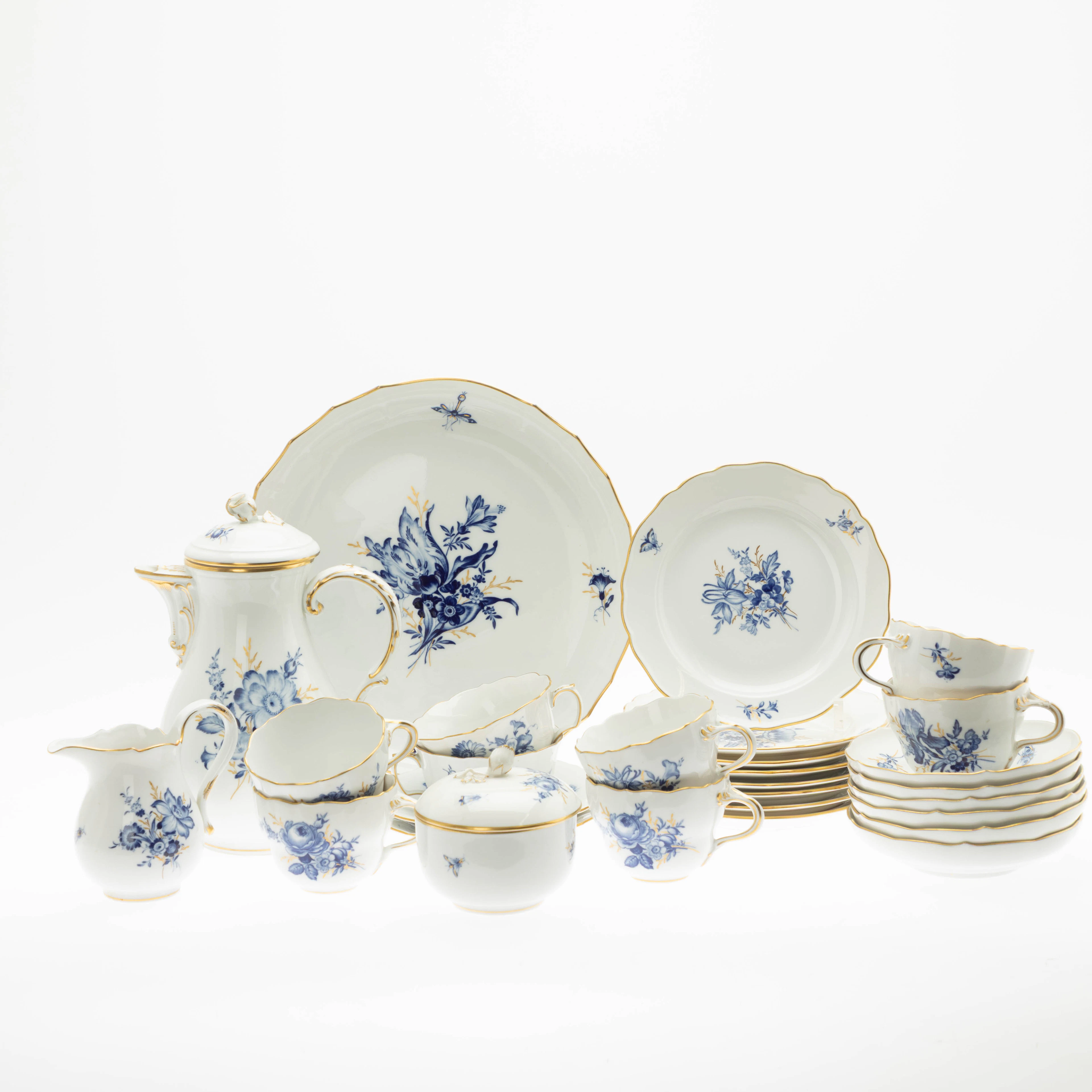 MEISSEN. Kaffeeservice ´ Blaue Blume`, nach 1945 (28).