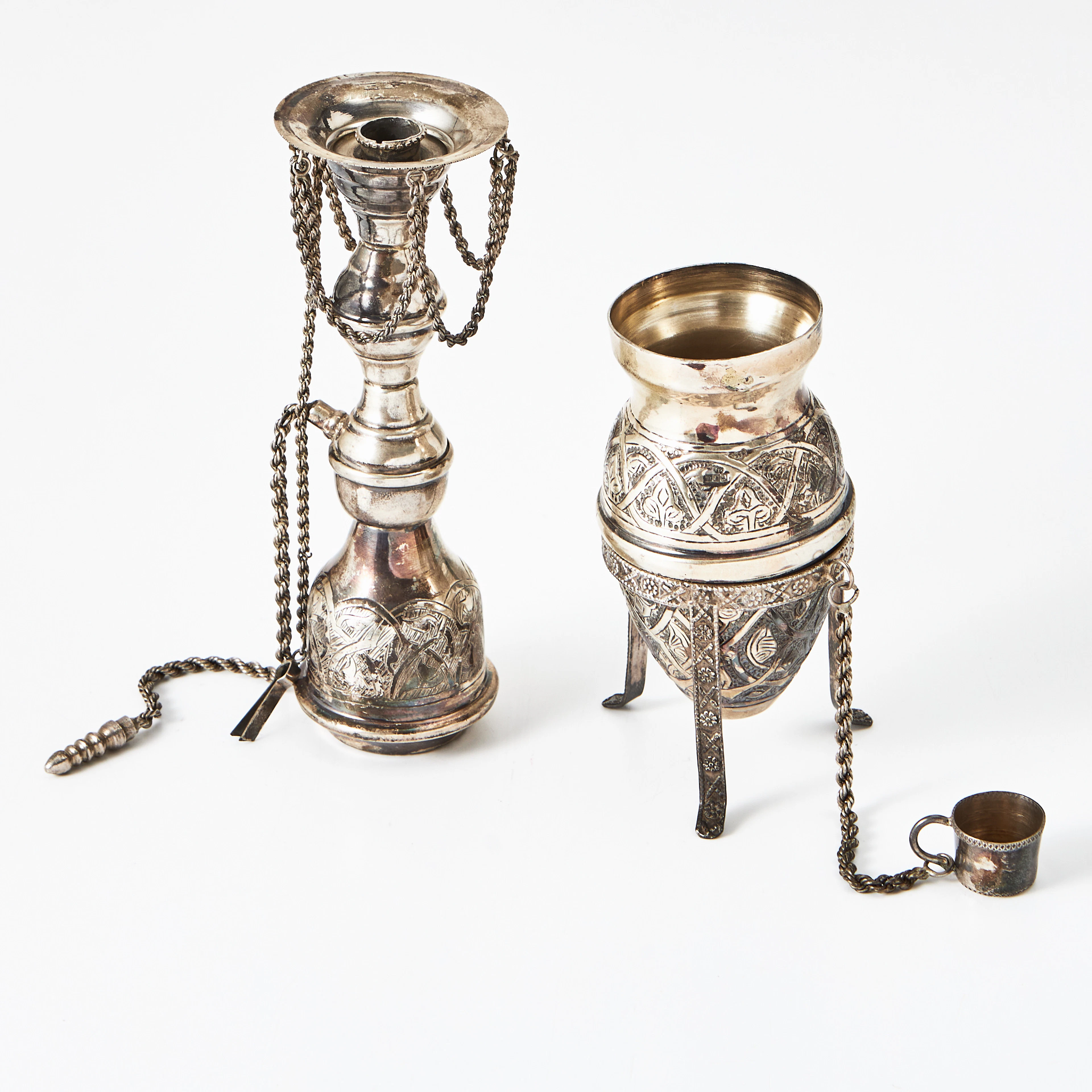 MINIATYRER, 2 st, silver, Vattenpipa samt vattentunna, Egypten, 1900-talets