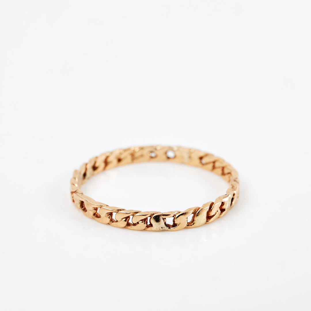 RING, 18 k guld, ostämplad, stel pansarlänk.