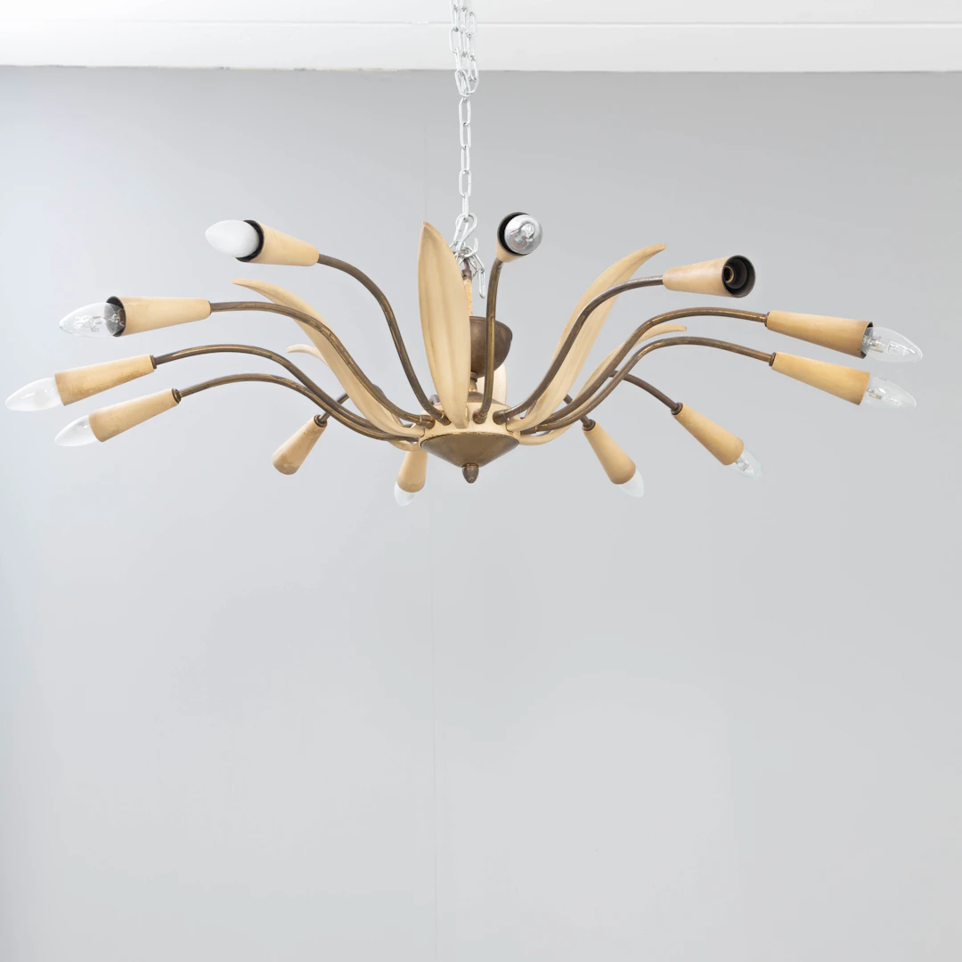 Deckenlampe aus lackiertem Metall, 1950er Jahre.