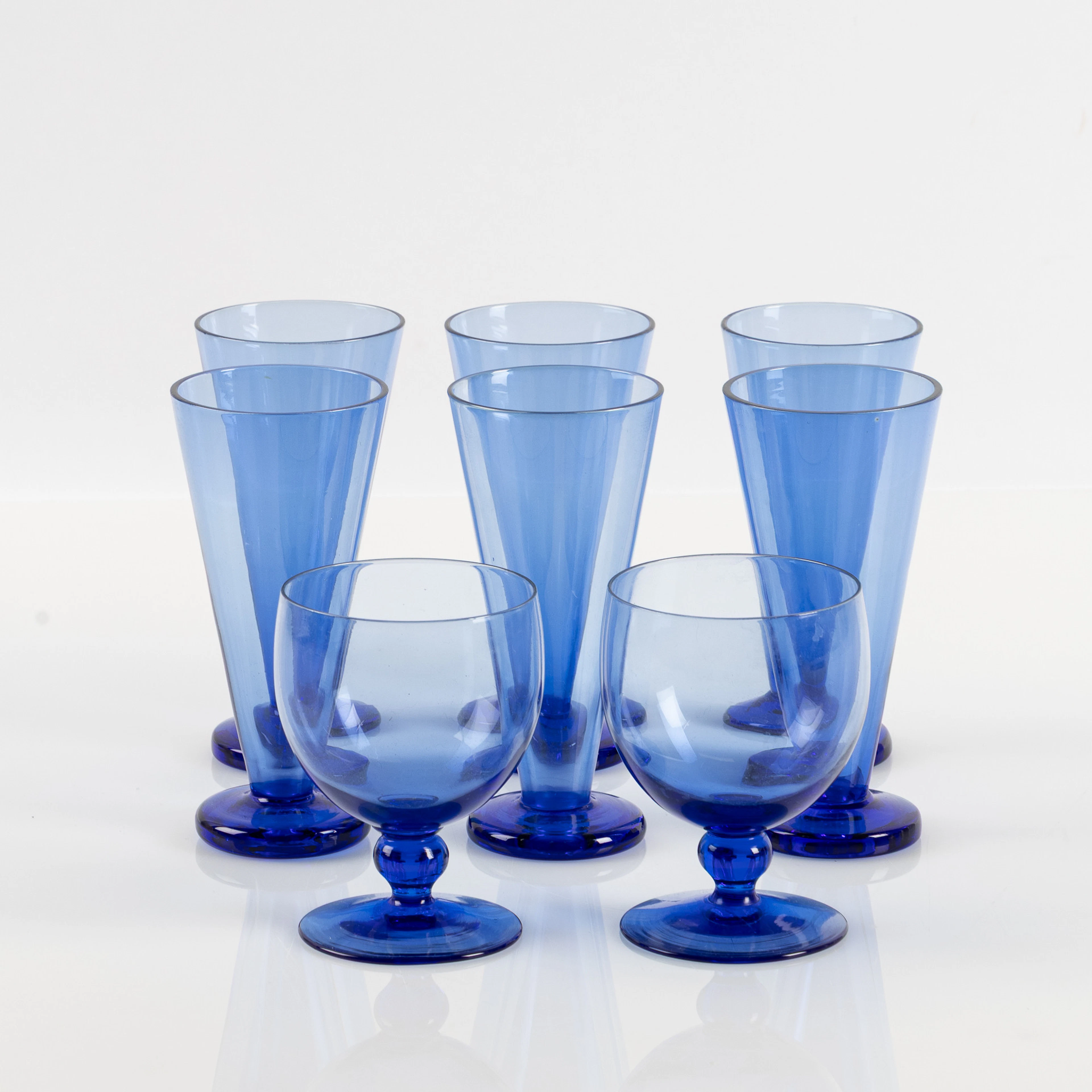 GLASSERVIS, blått glas, 8 delar, Reijmyre Glasbruk.