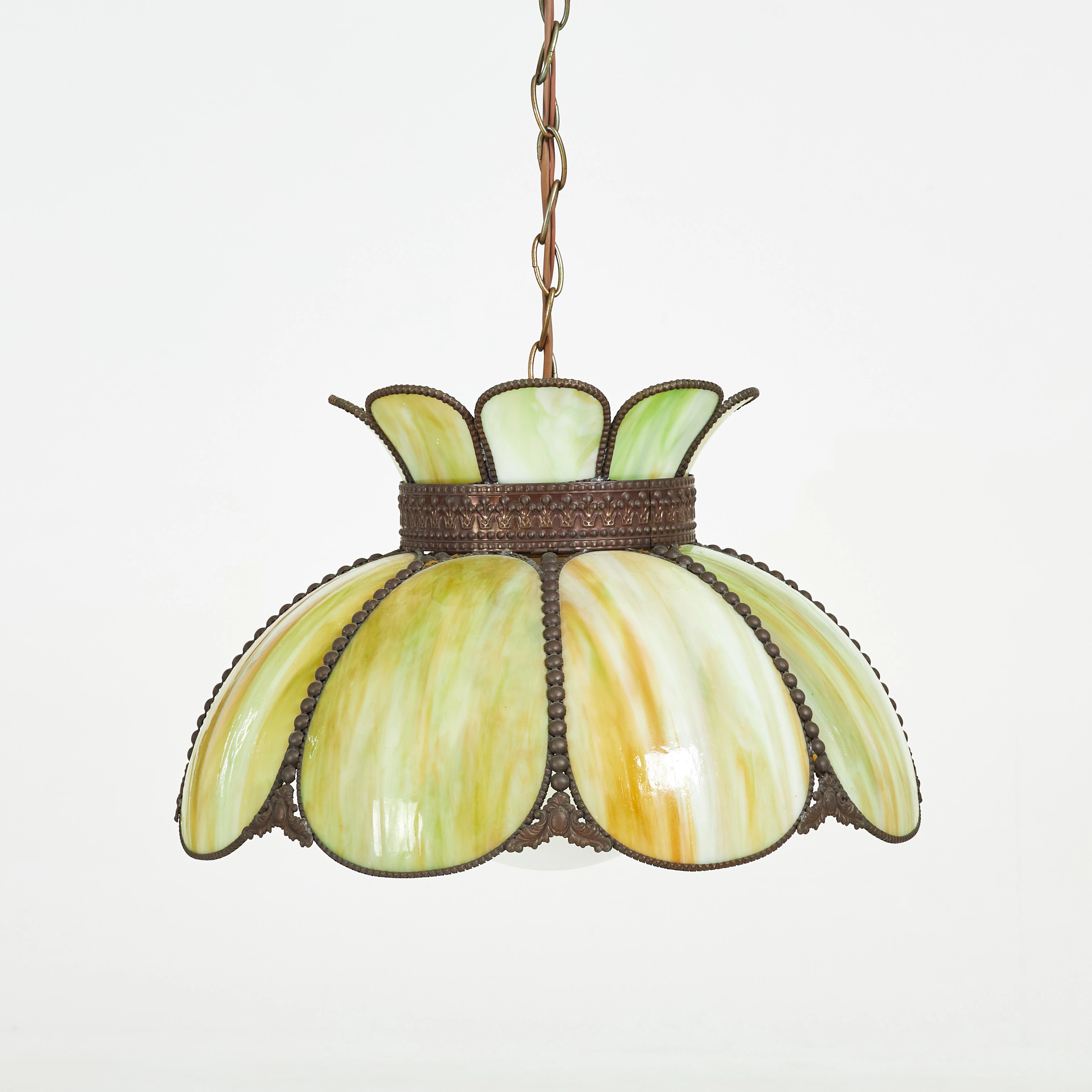 TAKLAMPA, Tiffany-stil, 1900-tal, metall och gröntonat glas.