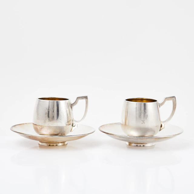 KAFFEKOPPAR MED FAT. 2 dlr, silver St Petersburg, 1877, oidentifierad