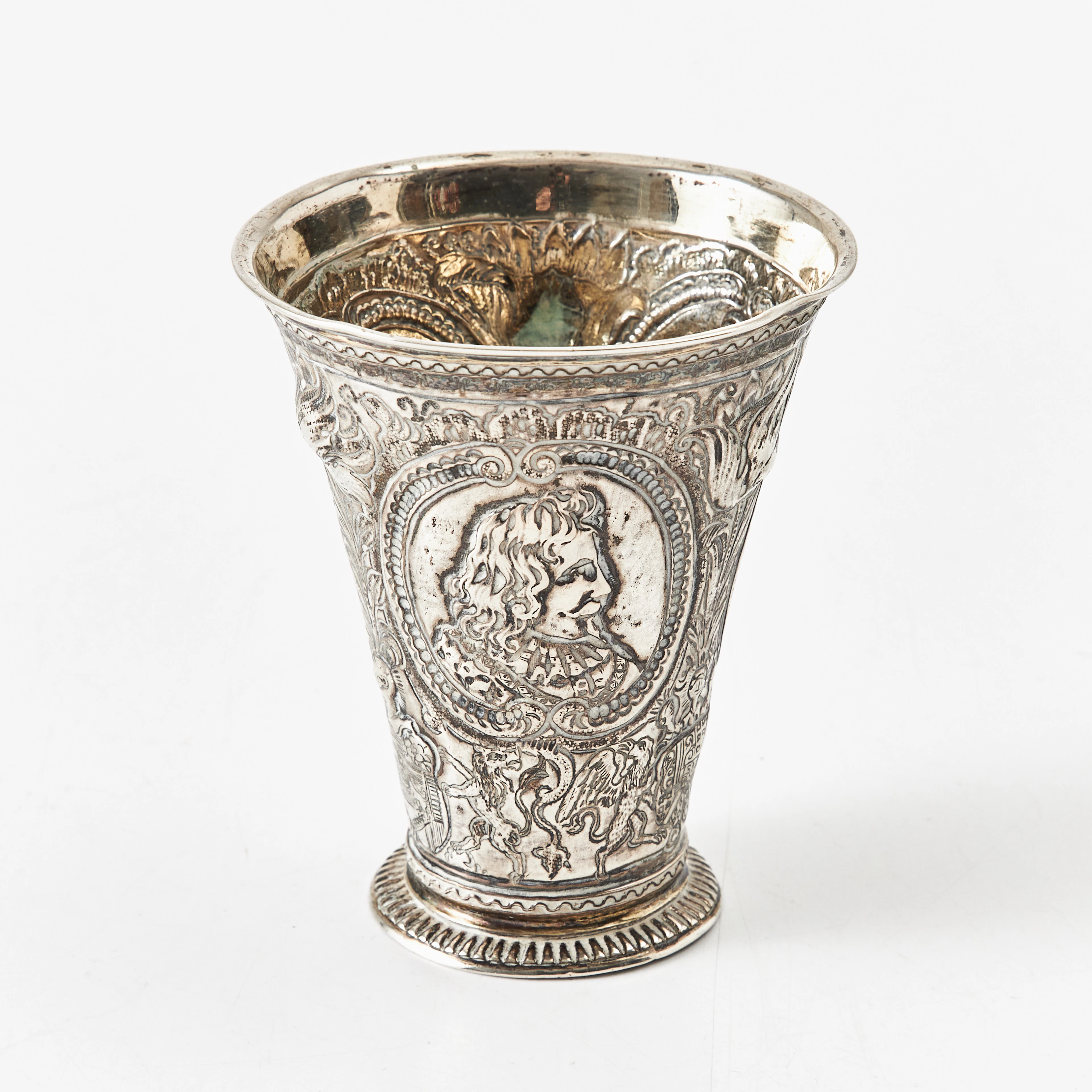 BÄGARE, silver, Christoffer Bauman, Hudiksvall 1761, punsad och graverad