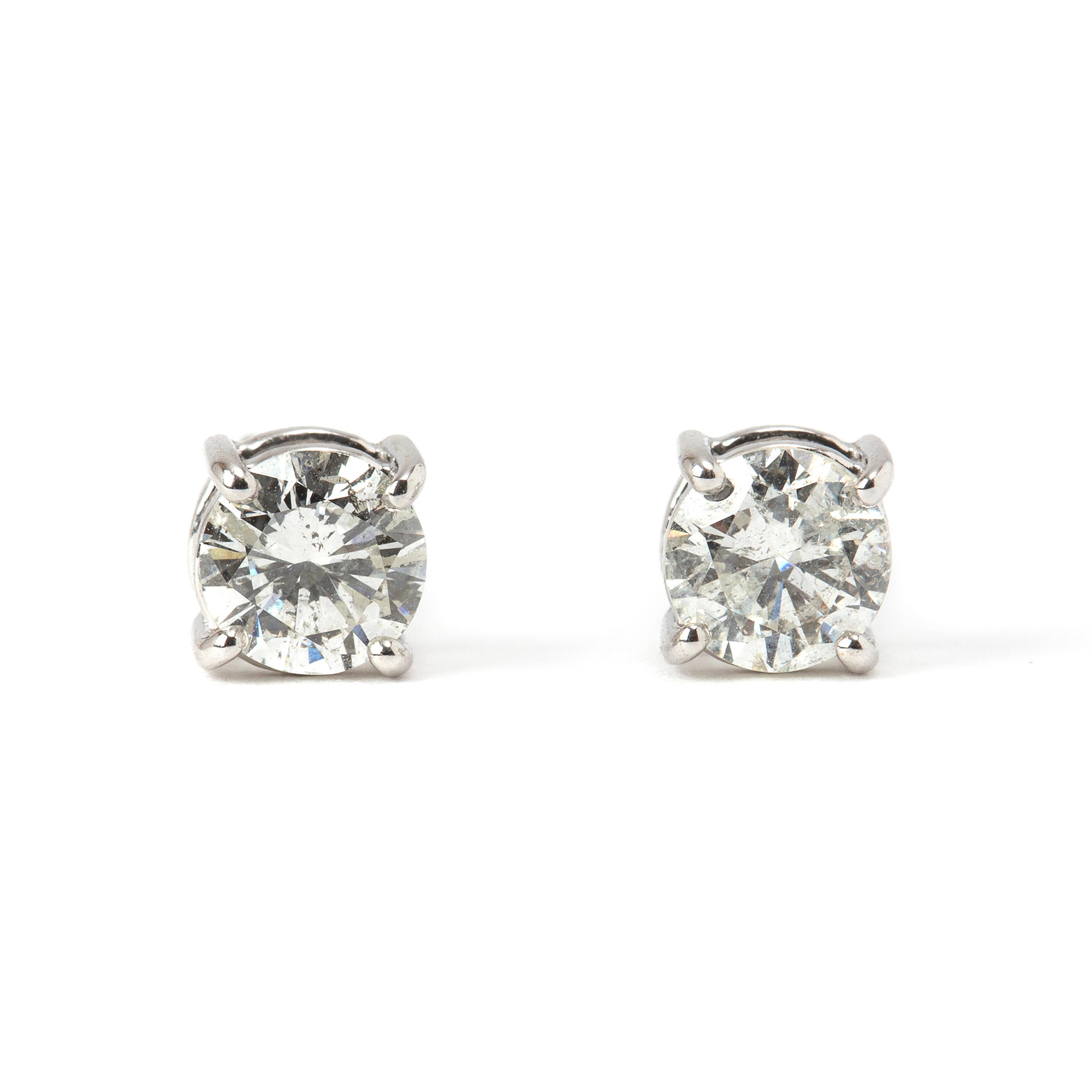 ÖRHÄNGEN, 18K vitguld med briljantslipade diamanter, totalt ca 1.33 ct.