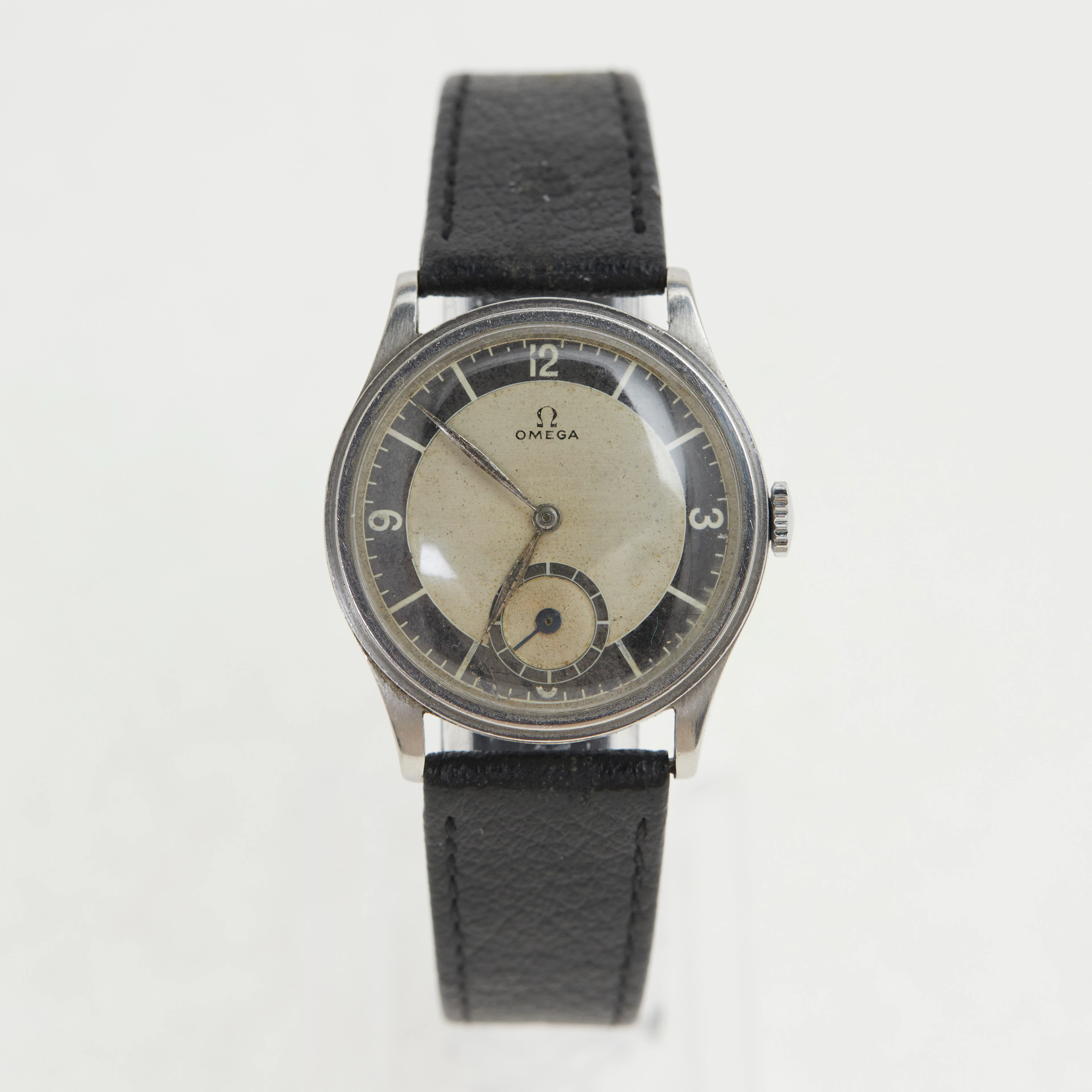 OMEGA. Armbanduhr, 'Bullseye / Tuxedo', Calatrava-Stil, Handaufzug