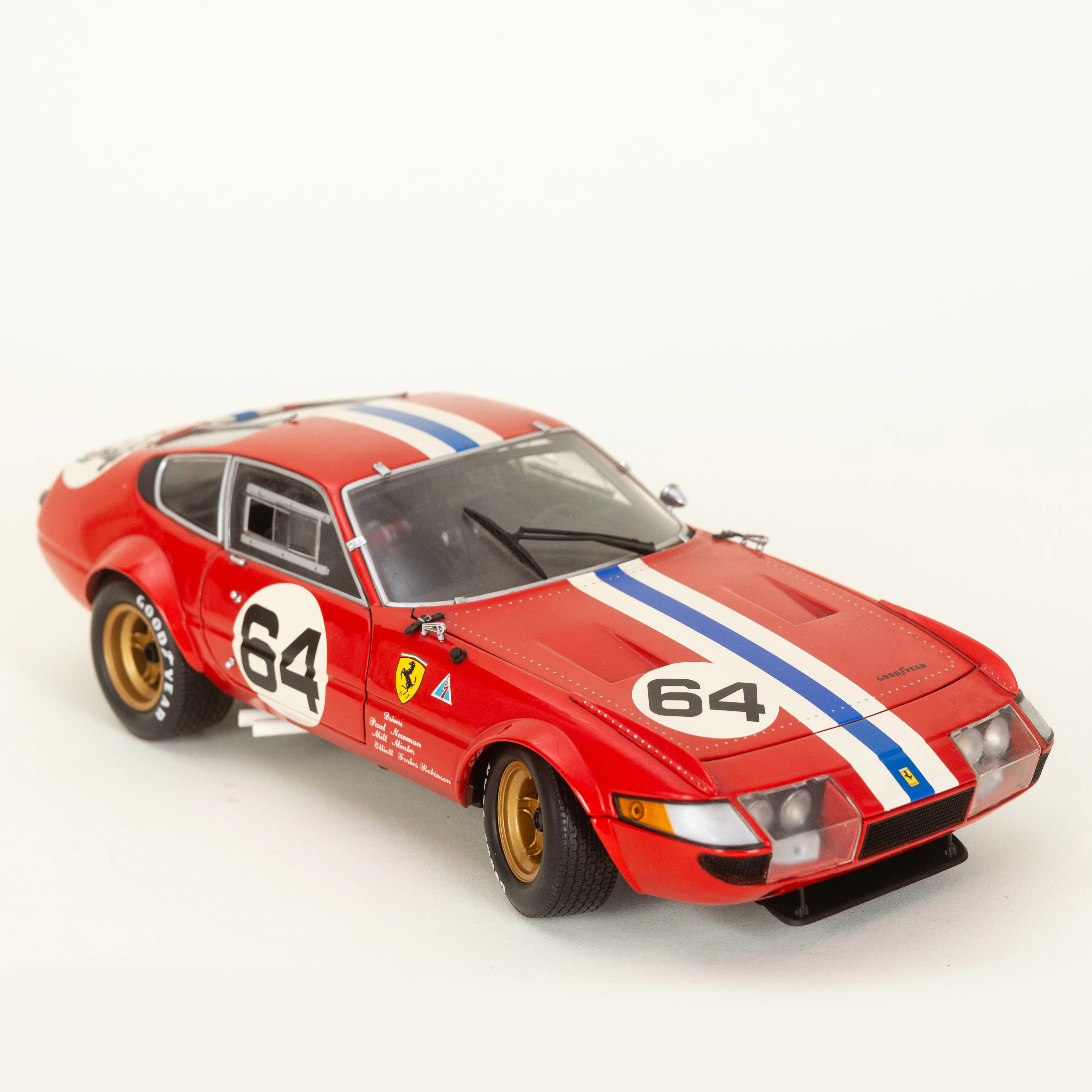 1:18 Kyosho Ferrari 365 GTB/4.