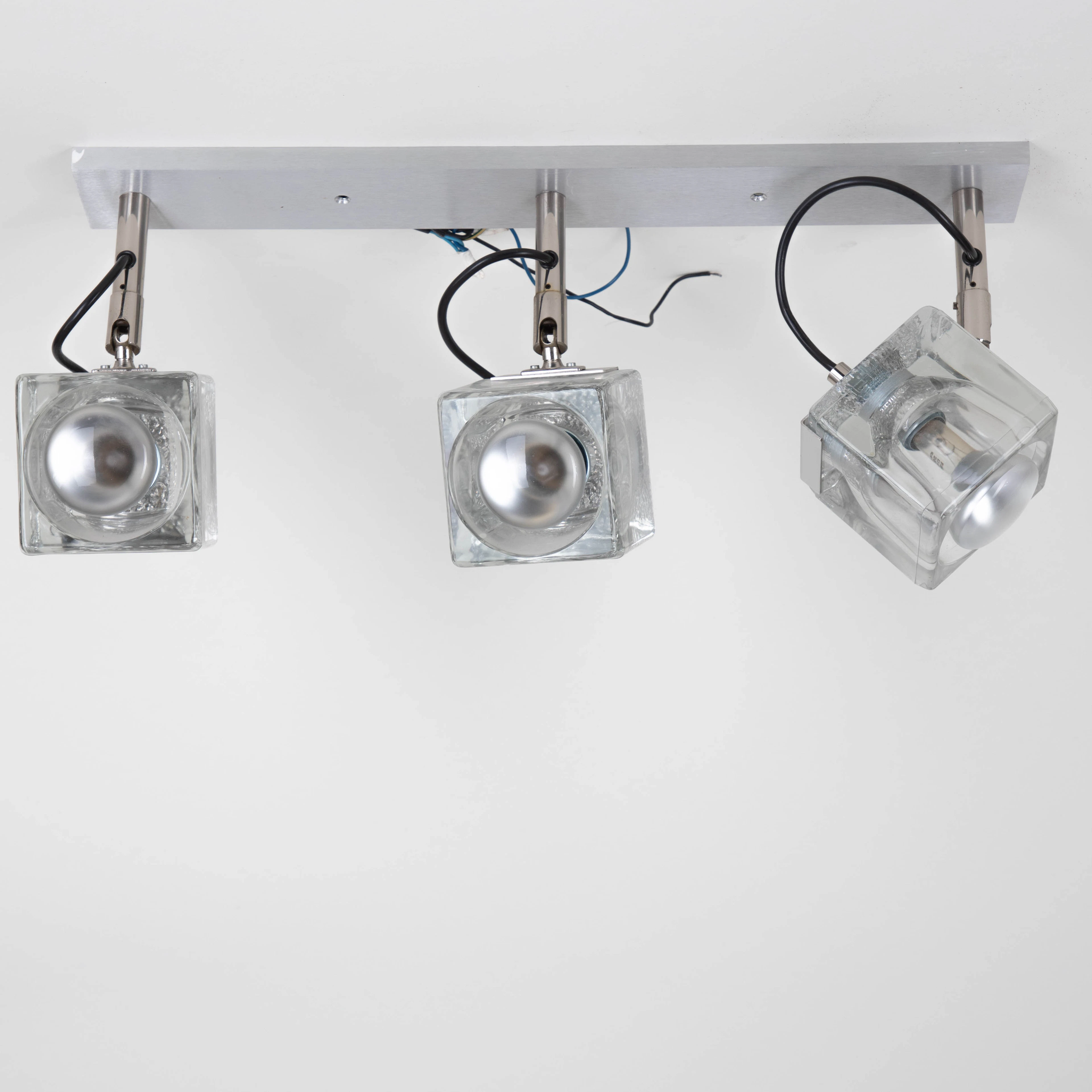 PEILL & PUTZLER. Würfelförmige / Ice Cube Deckenlampe, 2 Hälfte 20. Jh.