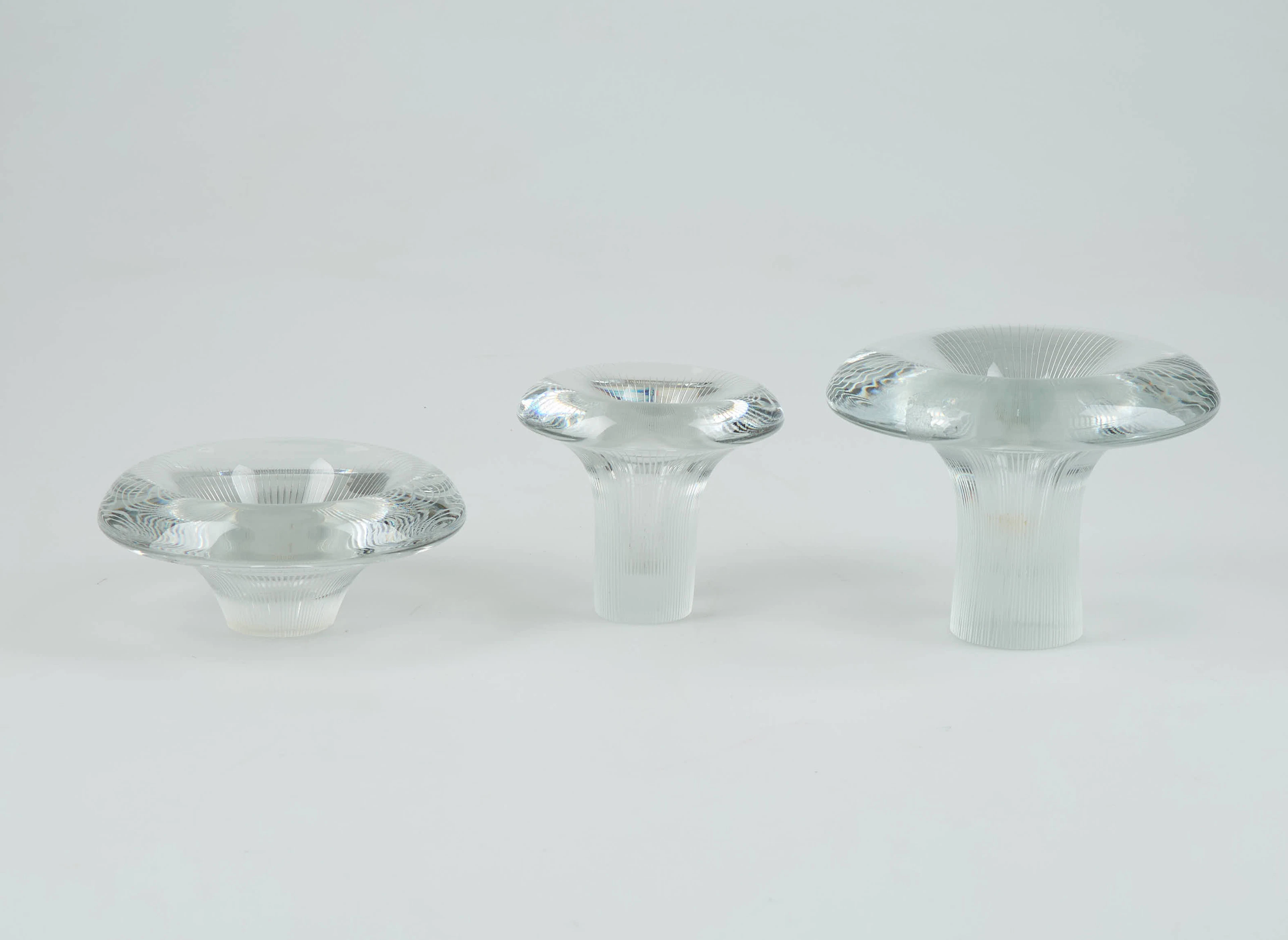 TAPIO WIRKKALA. Glasskulpturer / vaser, 3 st. "Tatti", signerade, 1950-tal.
