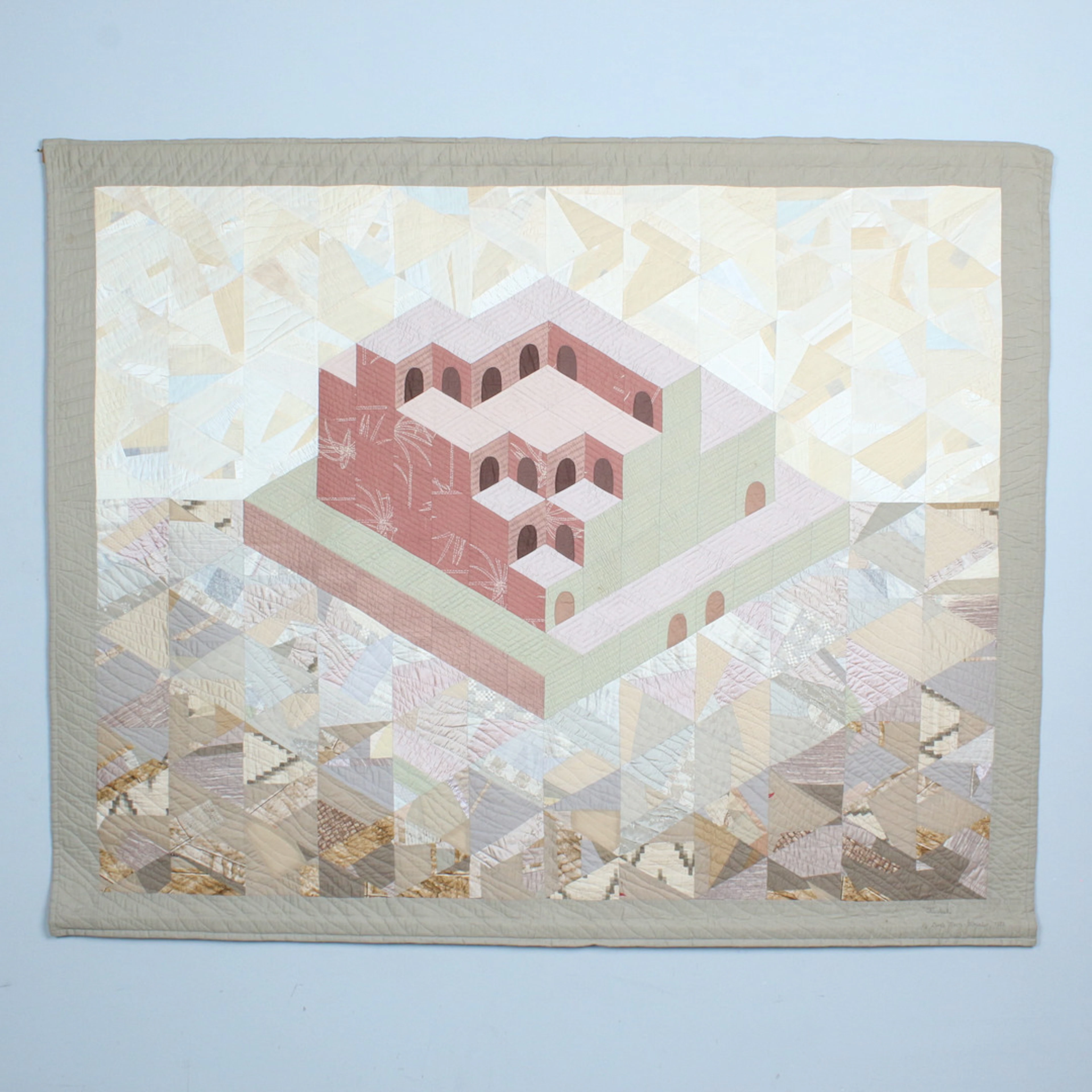 DORLE STERN-STRAETER (* 1939). Quilt, '' Kasbah '' (1985).