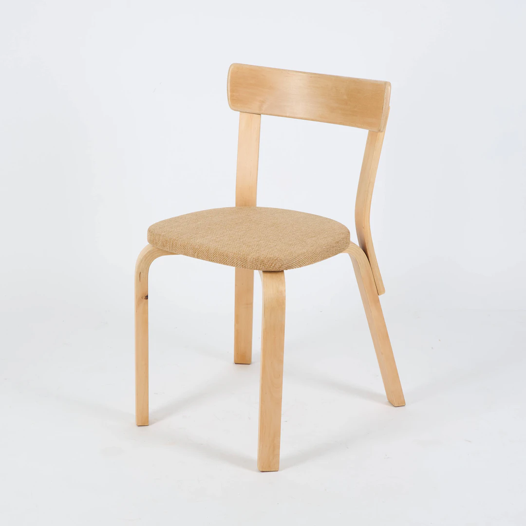 ALVAR AALTO. Stolar, 4 st, modell 69, Artek. Formgiven 1935.