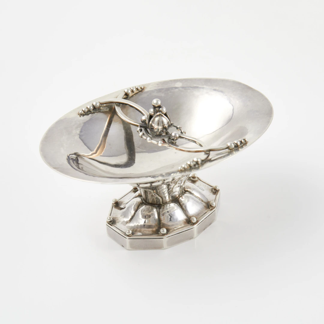 JOHAN ROHDE, KONFEKTYRSKÅL, sterling, 1920/30-tal, numrerad 42, för