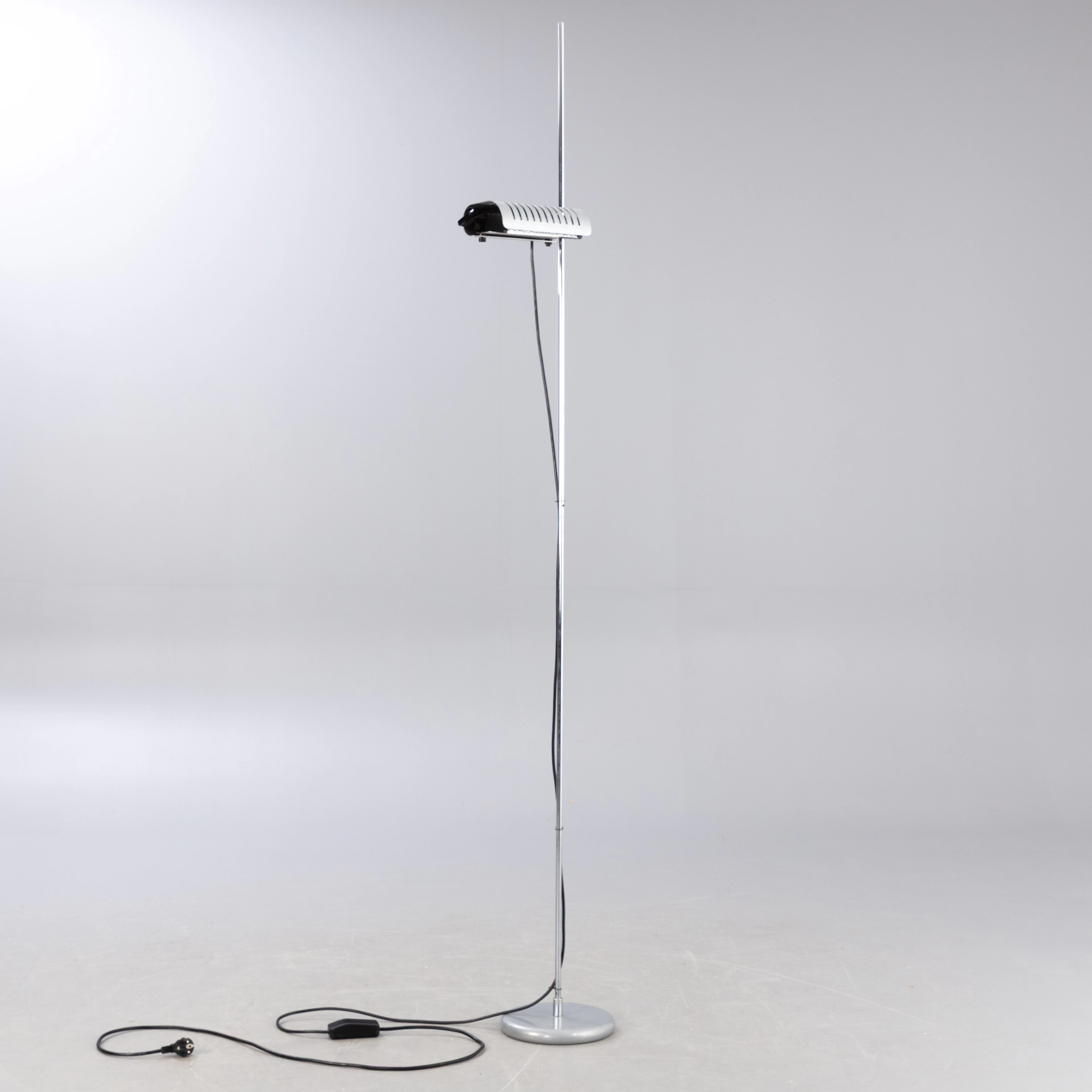JOE COLOMBO. Oluce. Stehlampe 'Colombo'.