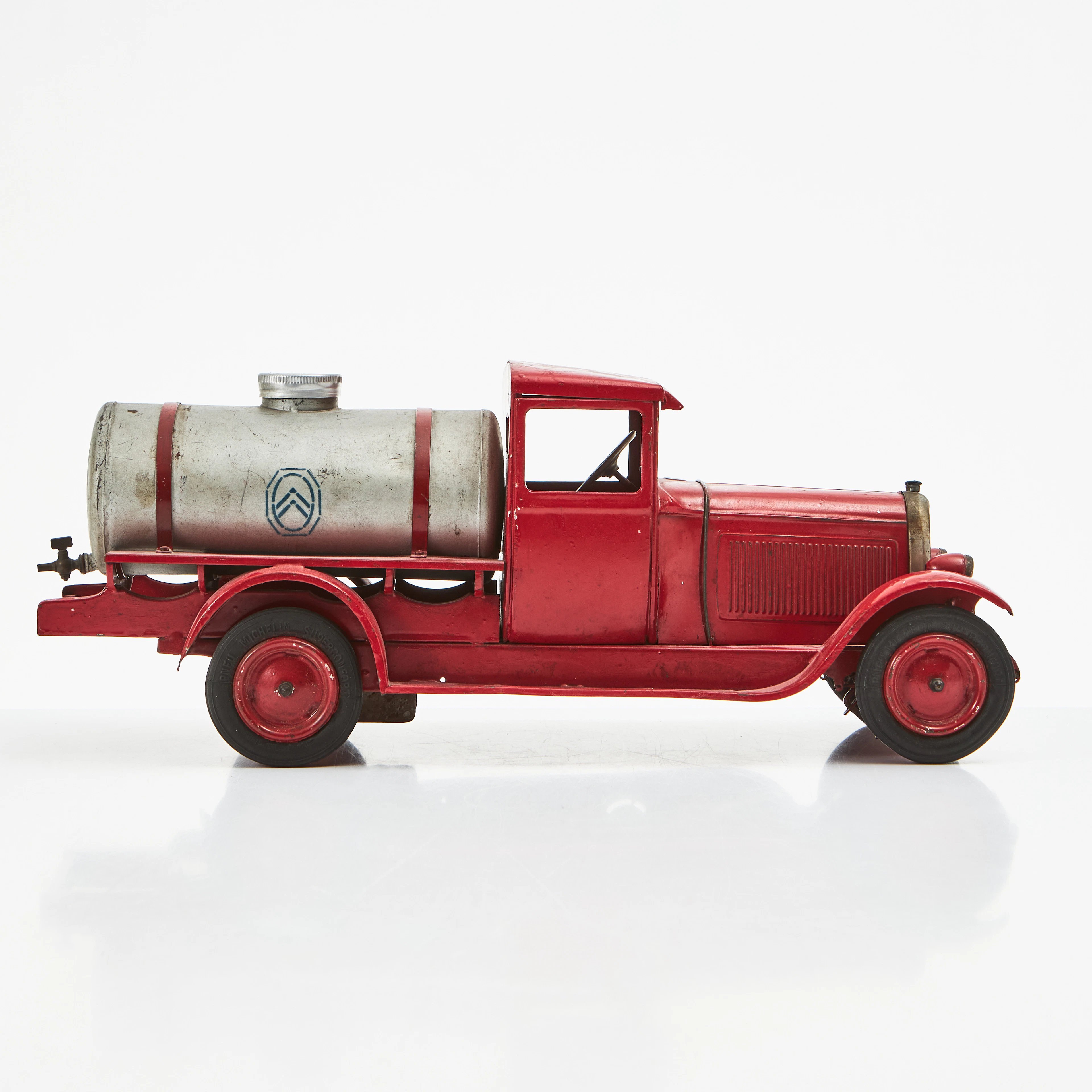 ANDRÉ CITROËN C4 TANKER TRUCK, urverksdriven, plåt, 1920/30-tal, Frankrike.