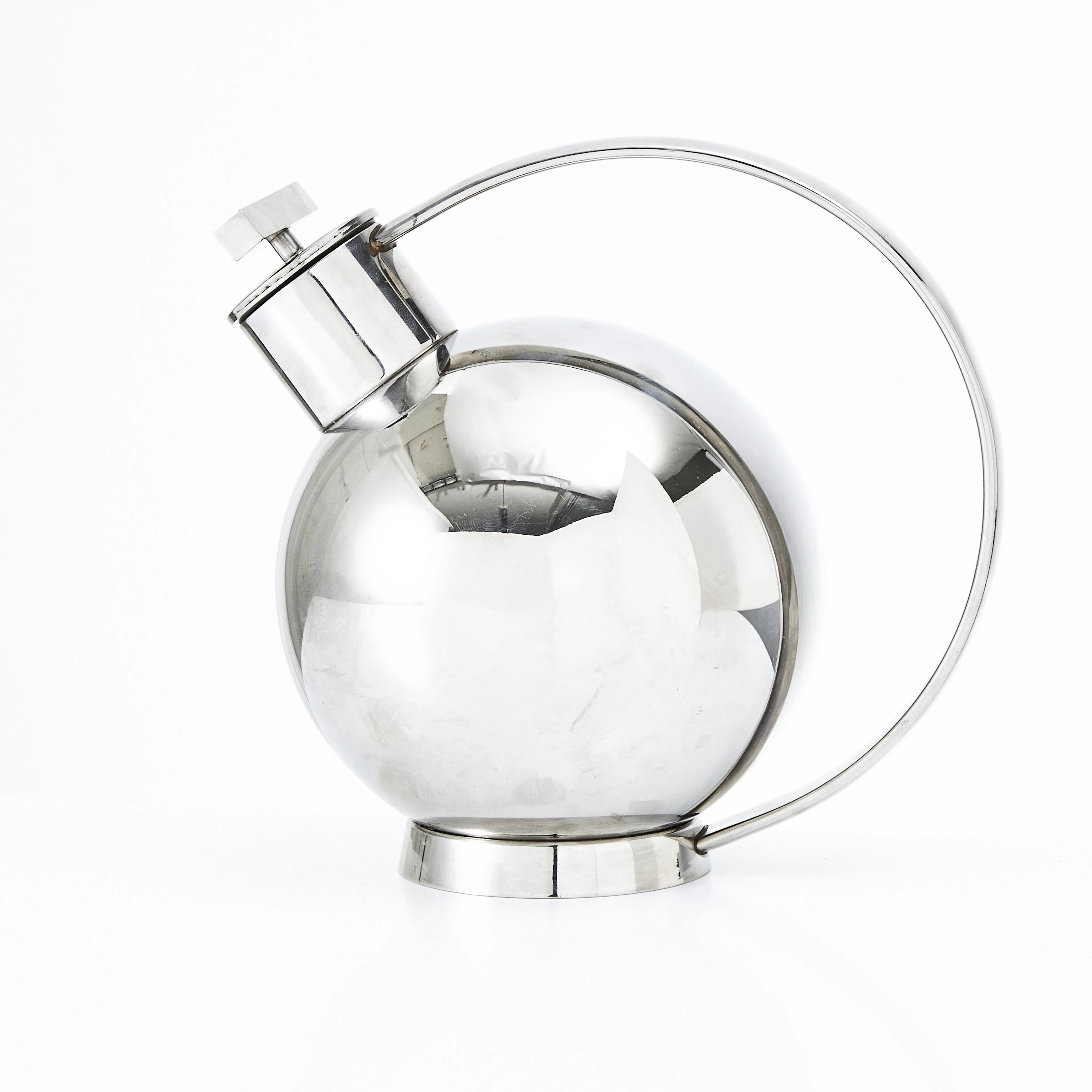 SYLVIA STAVE. Cocktailshaker, stål, Alessi, Italien, formgiven ca 1930.
