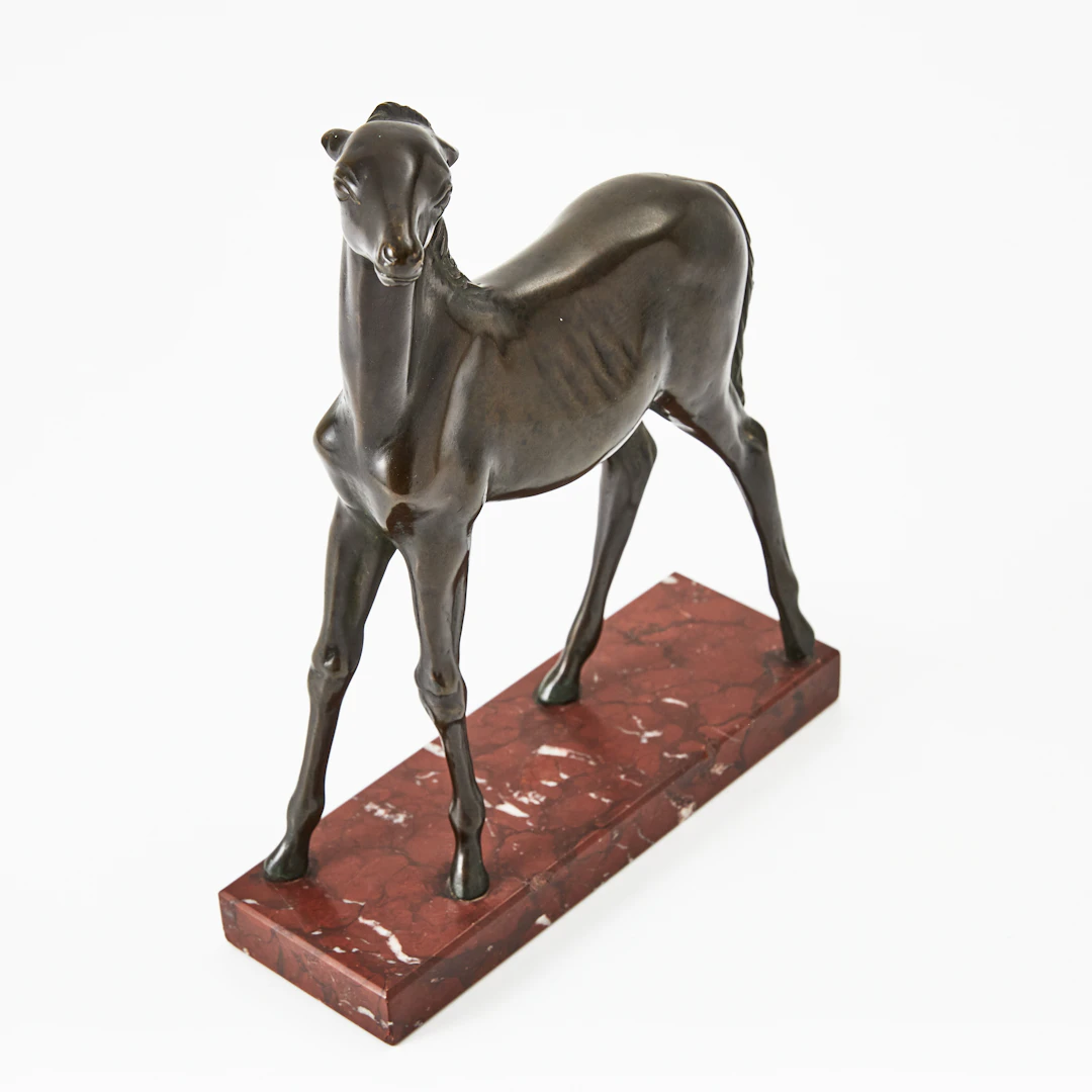 HARRY HERMAN CHRISTLIEB (USA 1886-1967) Föl, patinerat brons, sockel