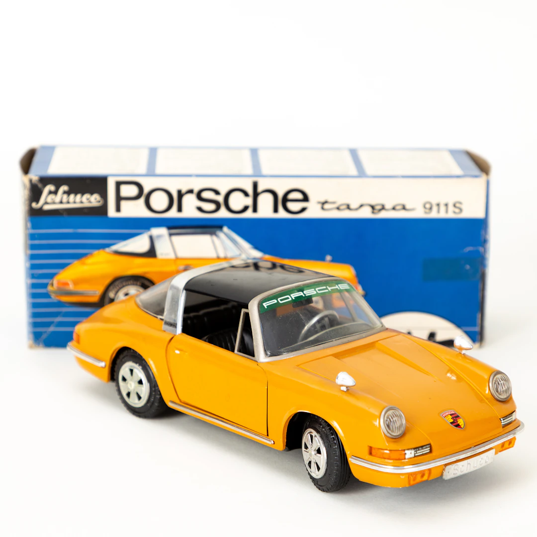 SCHUCO. Porsche 911 S Targa 1081, inkl. Original-Karton.