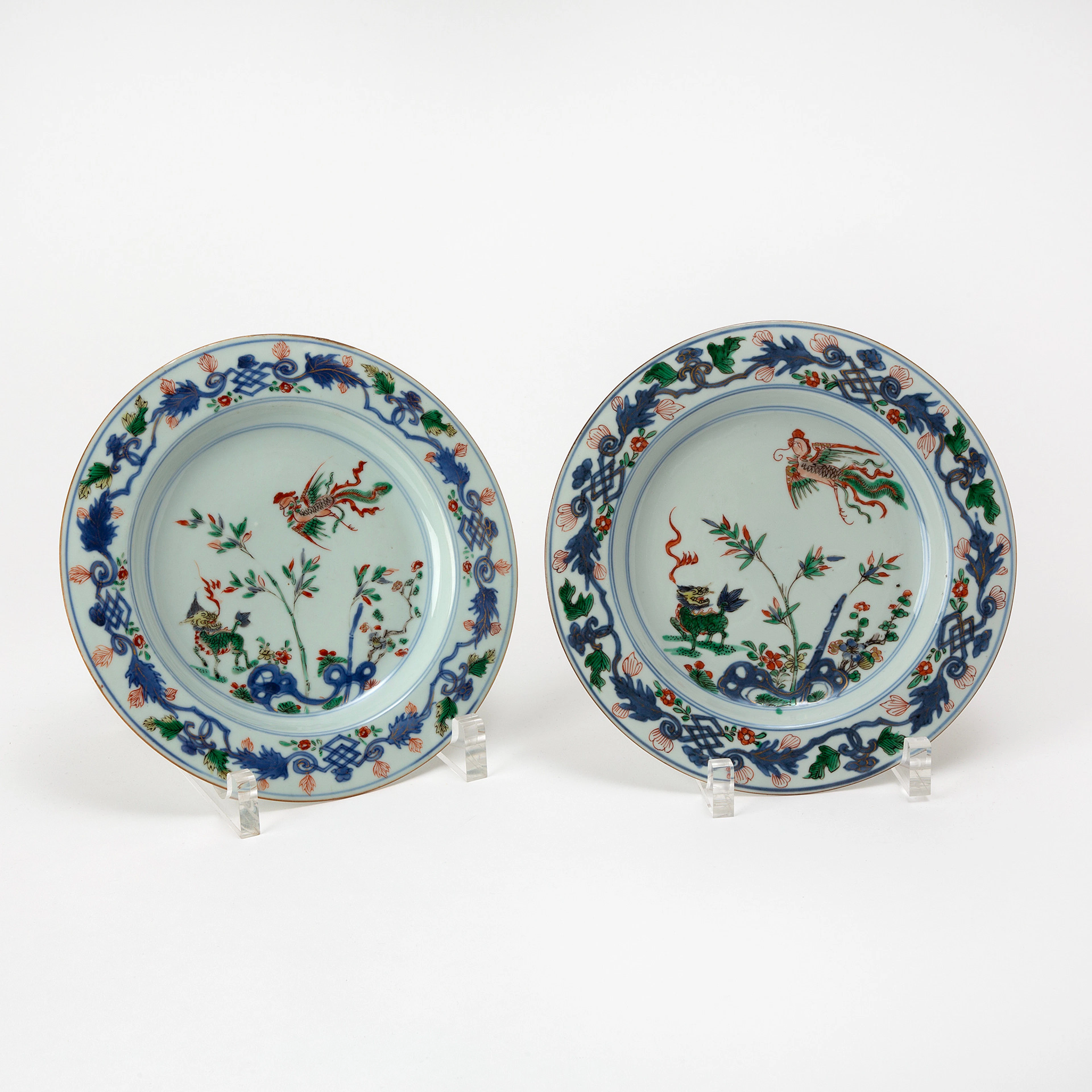 TALLRIKAR, två stycken, dekor av fenix, porslin, Kina, Kangxi (1662-1722).