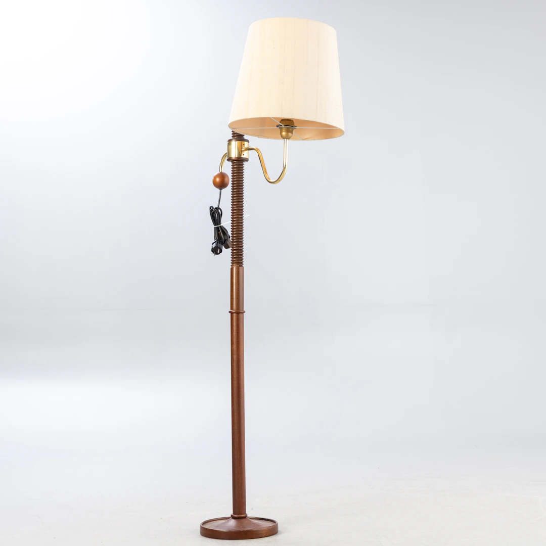 Stehlampe mit Höhenverstellung durch Spindel, 1960er Jahre.