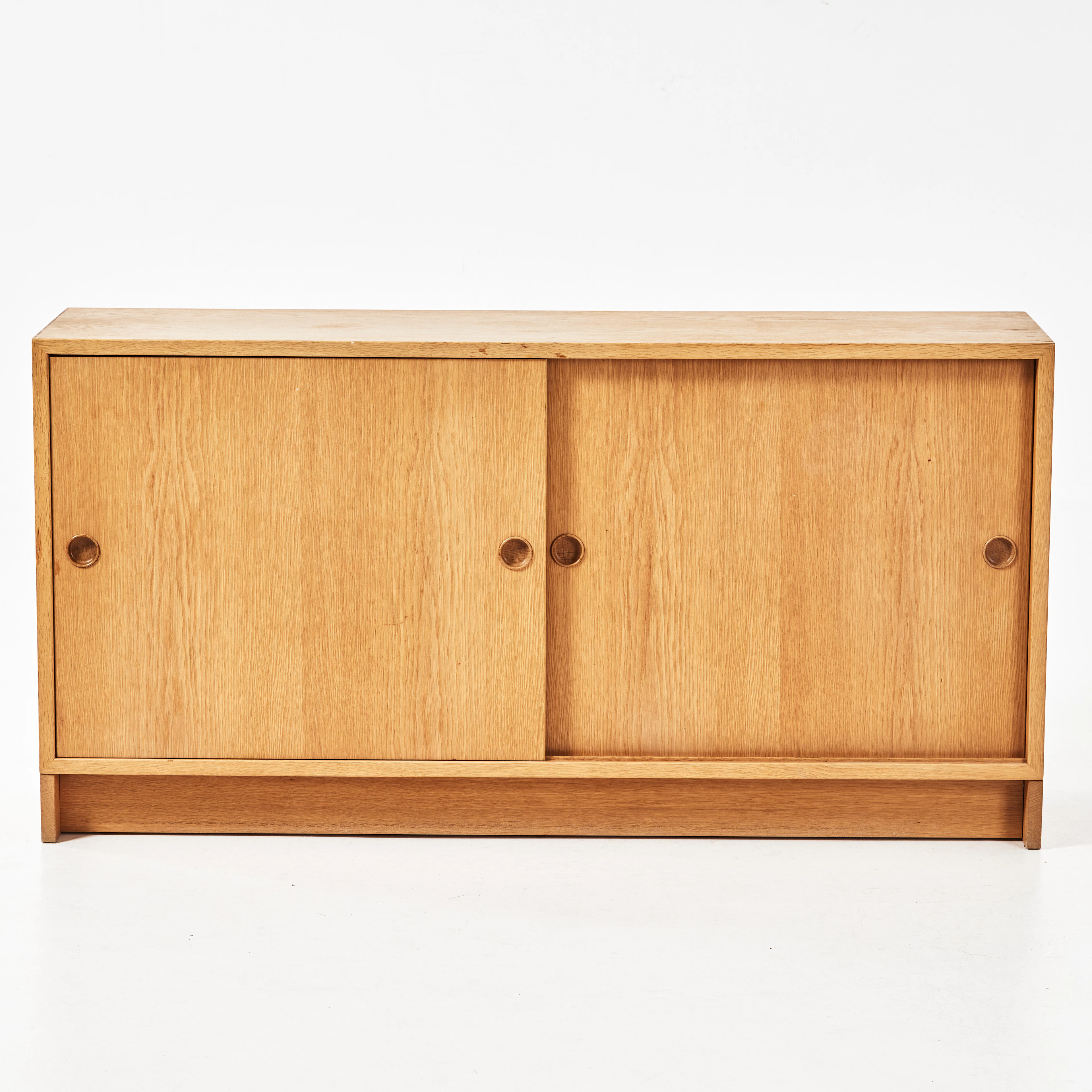 BØRGE MOGENSEN. SIDEBOARD, , "Öresund", ekfanér, Karl Andersson.