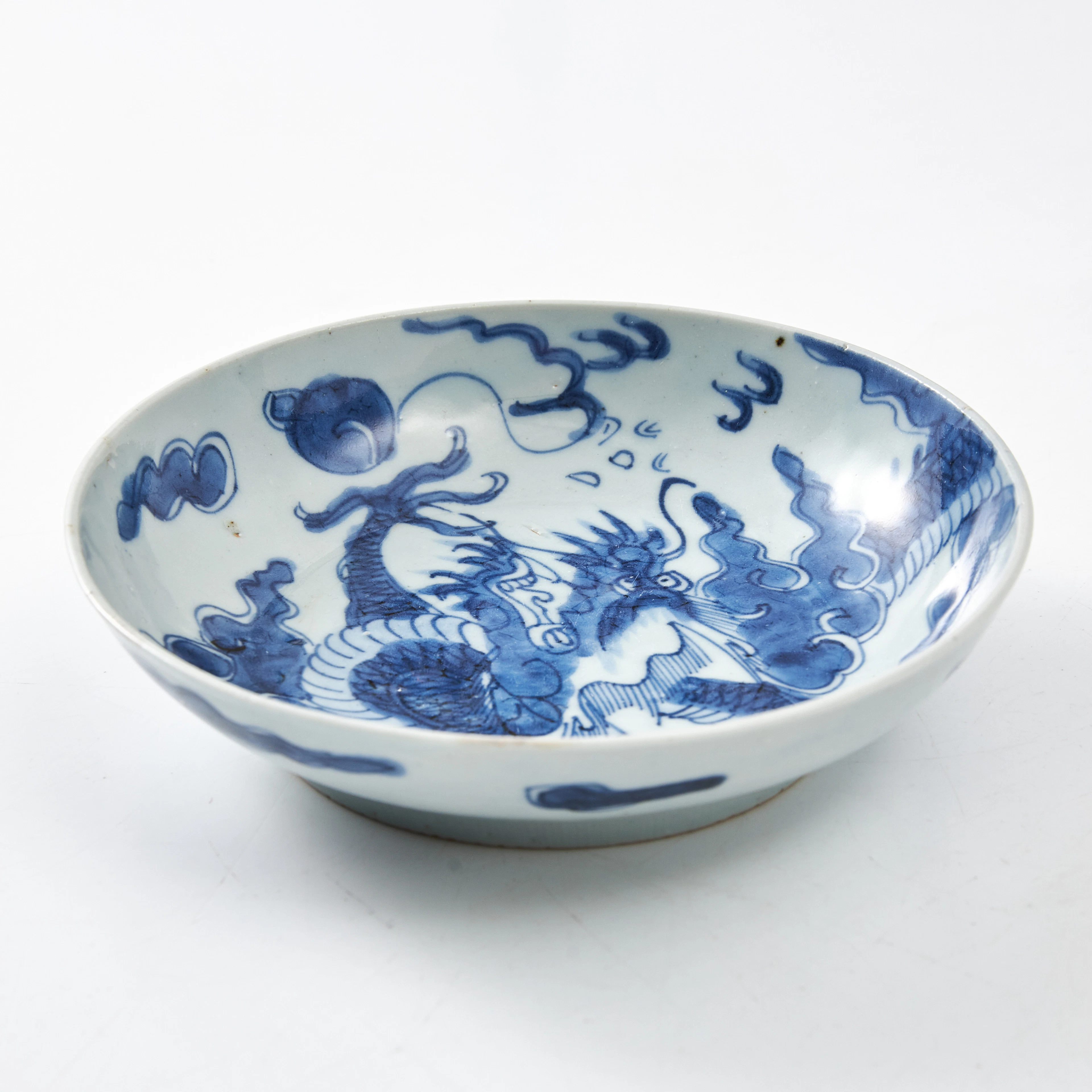ASSIETT, porslin, Kina, 17/1800-tal, dekor av drake med den brinnande
