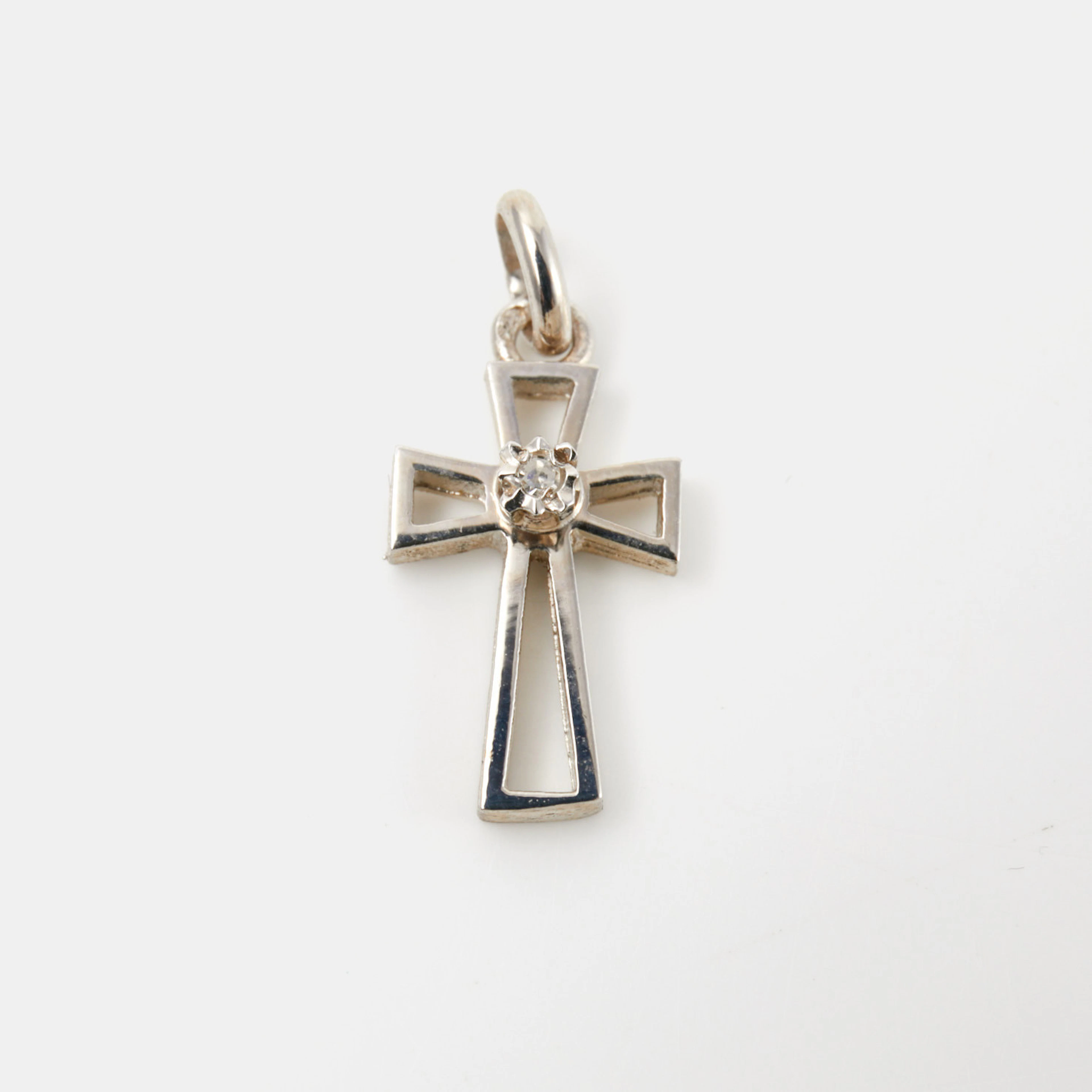 HÄNGE, 18 k vitguld, med briljantslipad diamant ca 0.02 ct, otydlig stämpel.