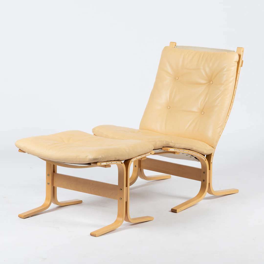 INGEMAR RELLING. Fåtölj och pall 'Siesta'. Westnofa Furniture, Norge.