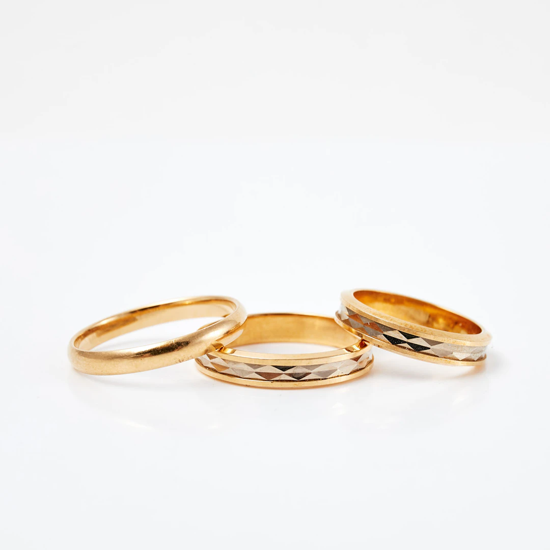 RINGAR, 3 styck, 18 k guld, Ceson Göteborg, BÖS Schalins Ringar AB Östersund.