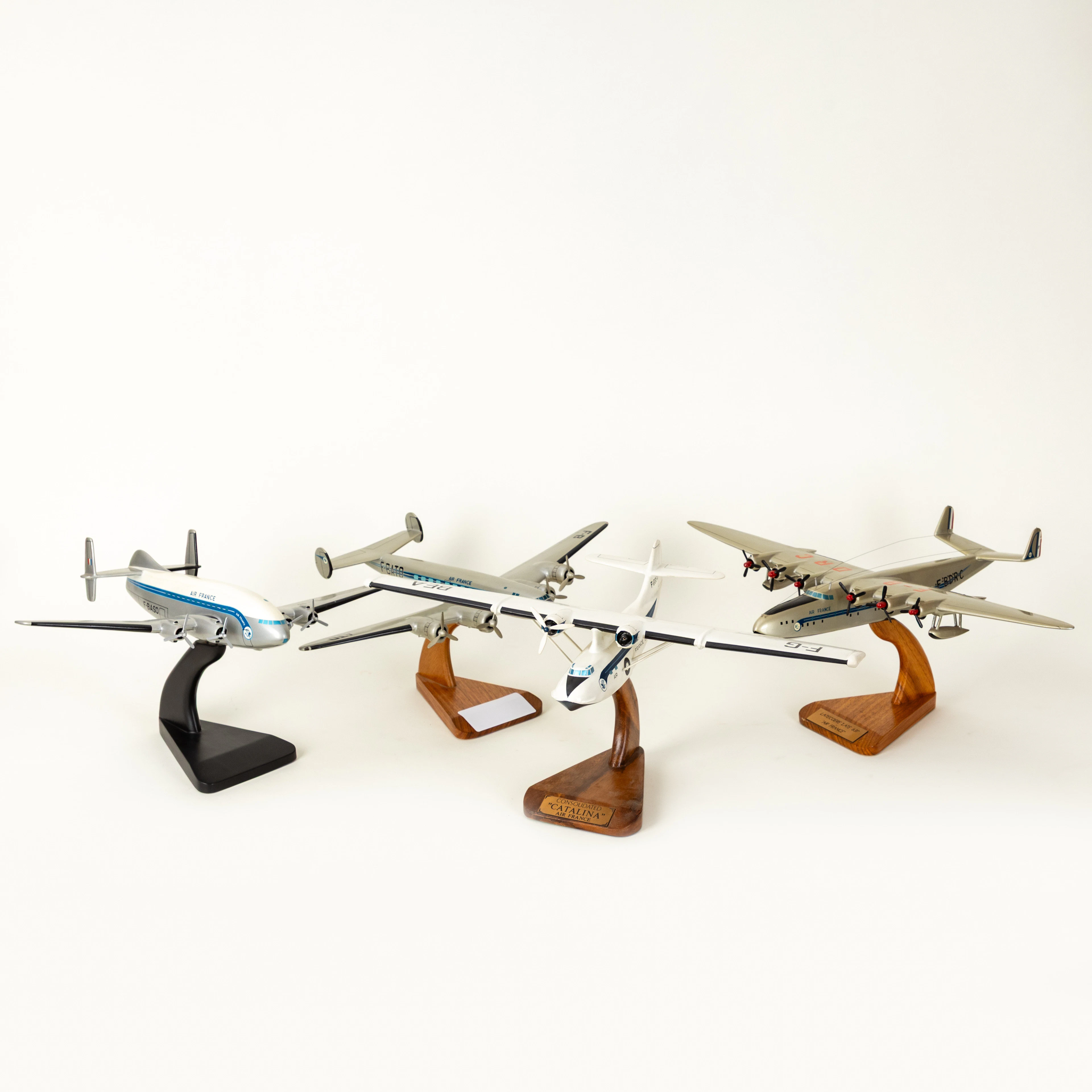 Vier Flugzeugmodelle 'Air France' (4).