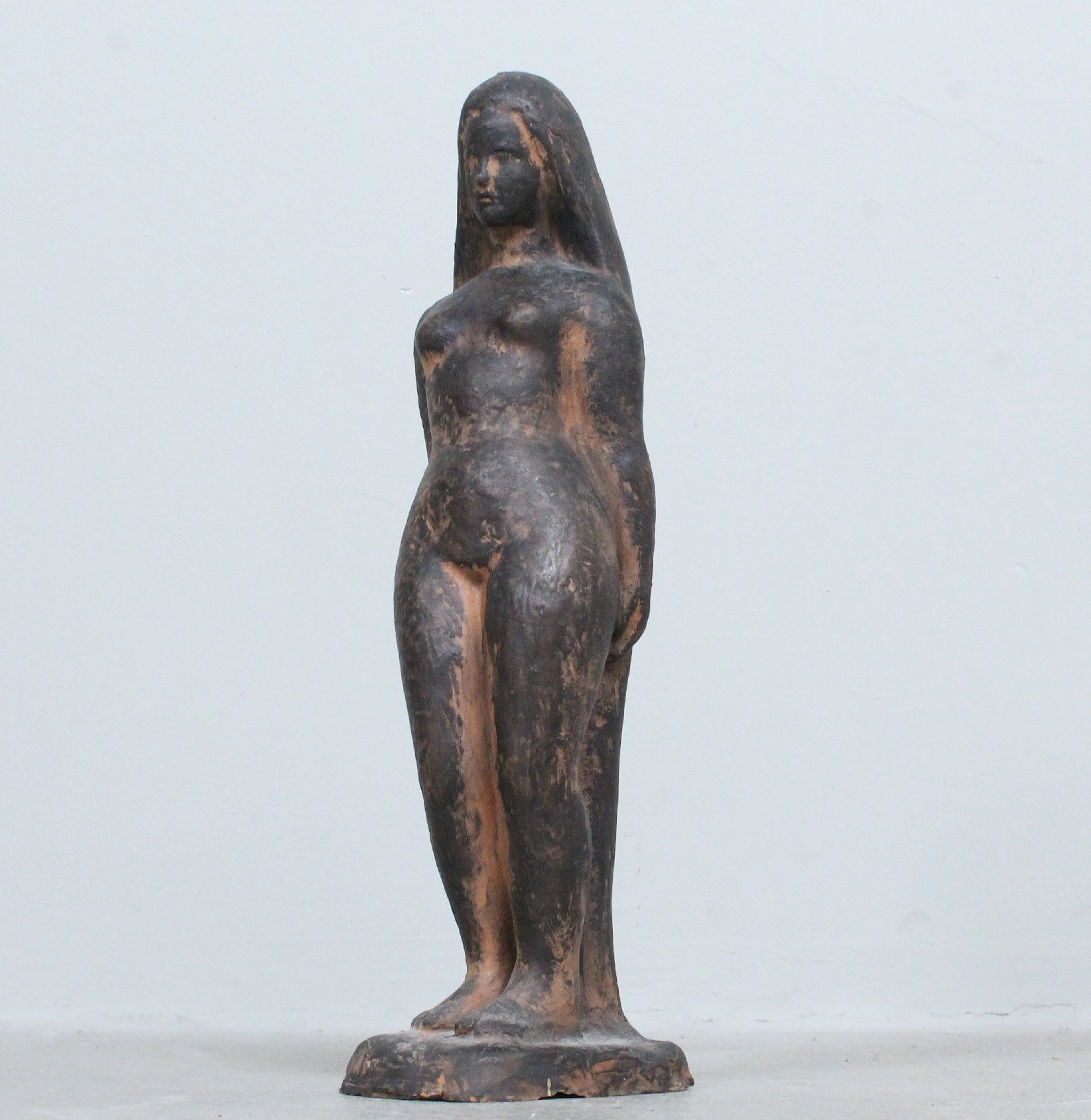 MILKA BASTAIĆ-RADO. 'Weiblicher Akt', Keramikskulptur, monogrammiert.