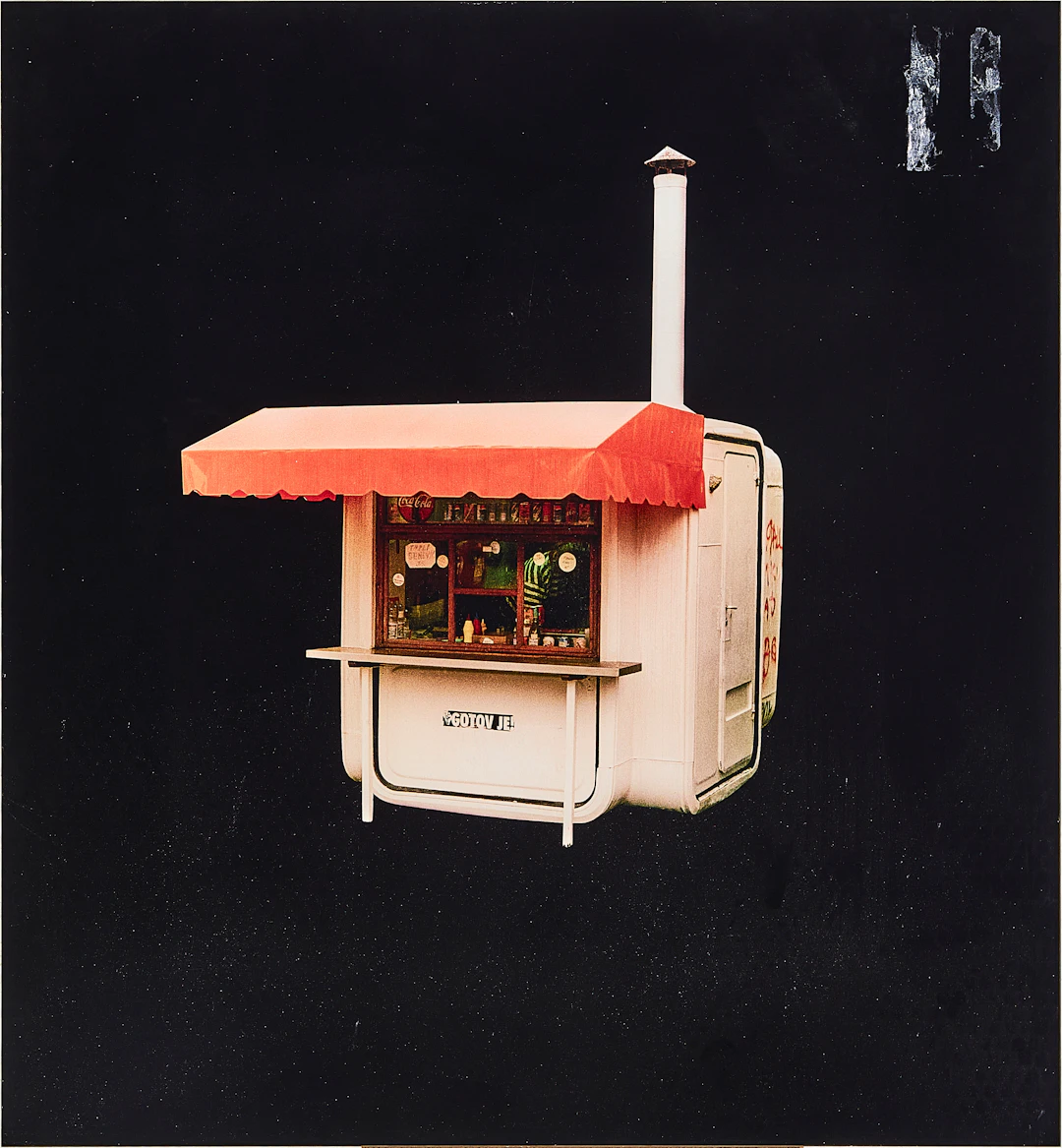 MAGNUS BÄRTÅS. "Skopje (II)" ur serien "Satellites, 1998-2005".